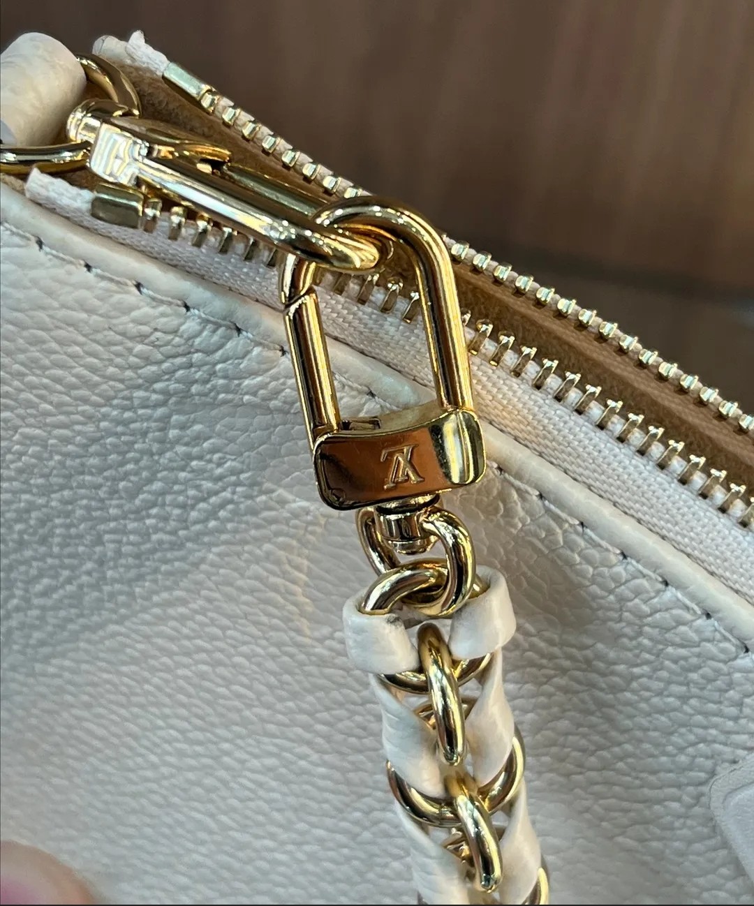 Louis Vuitton Monogram Empreinte Mini Pochette Cream Ivory White - Image 5