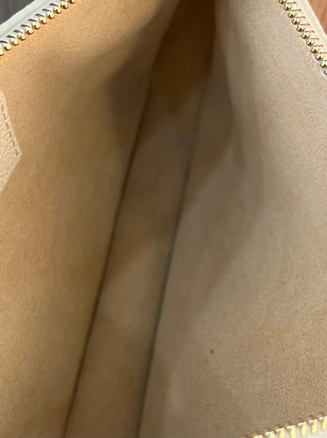 Louis Vuitton Monogram Empreinte Mini Pochette Cream Ivory White - Image 4