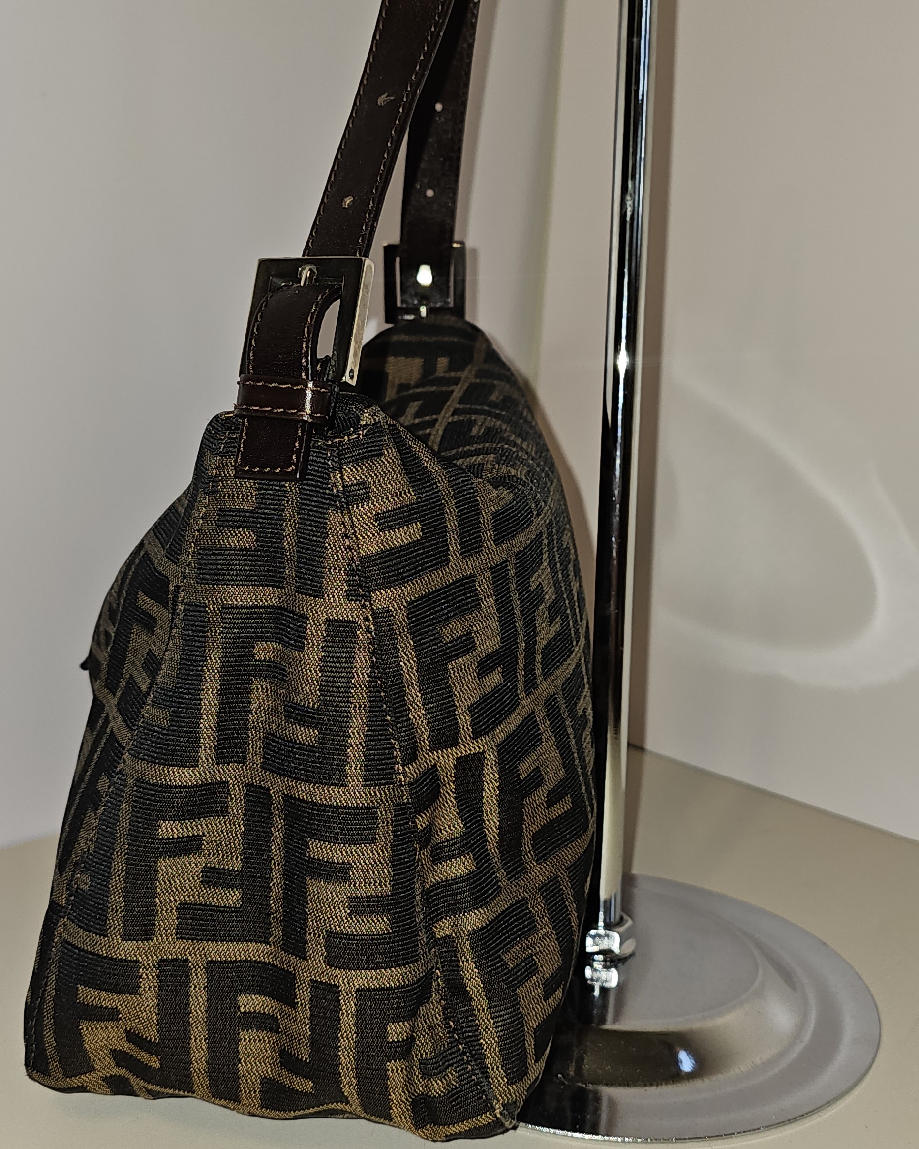Fendi Zucca Mamma Baguette Shoulder Bag in Brown Canvas and Leather - Image 4