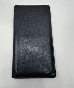 Louis Vuitton Brazza Long Wallet in Taiga Leather Black