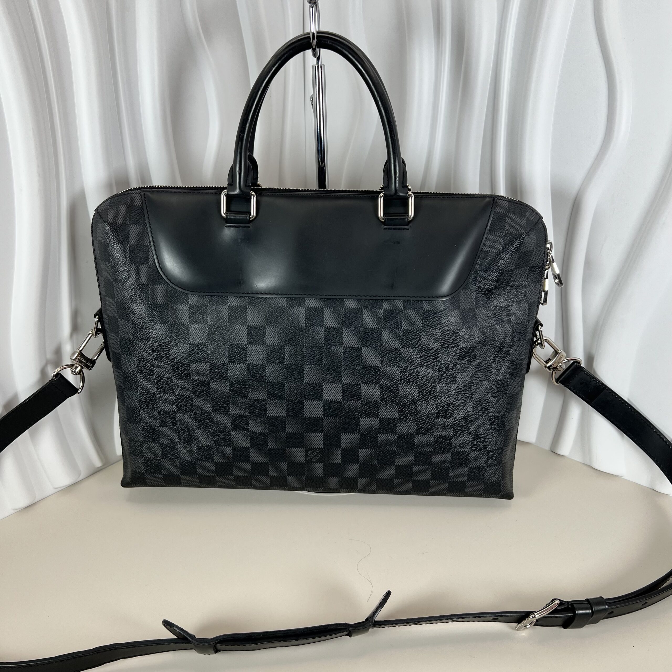 Louis Vuitton Porte-Documents Jour (PDJ) NM business bag in the Damier Graphite - Image 3