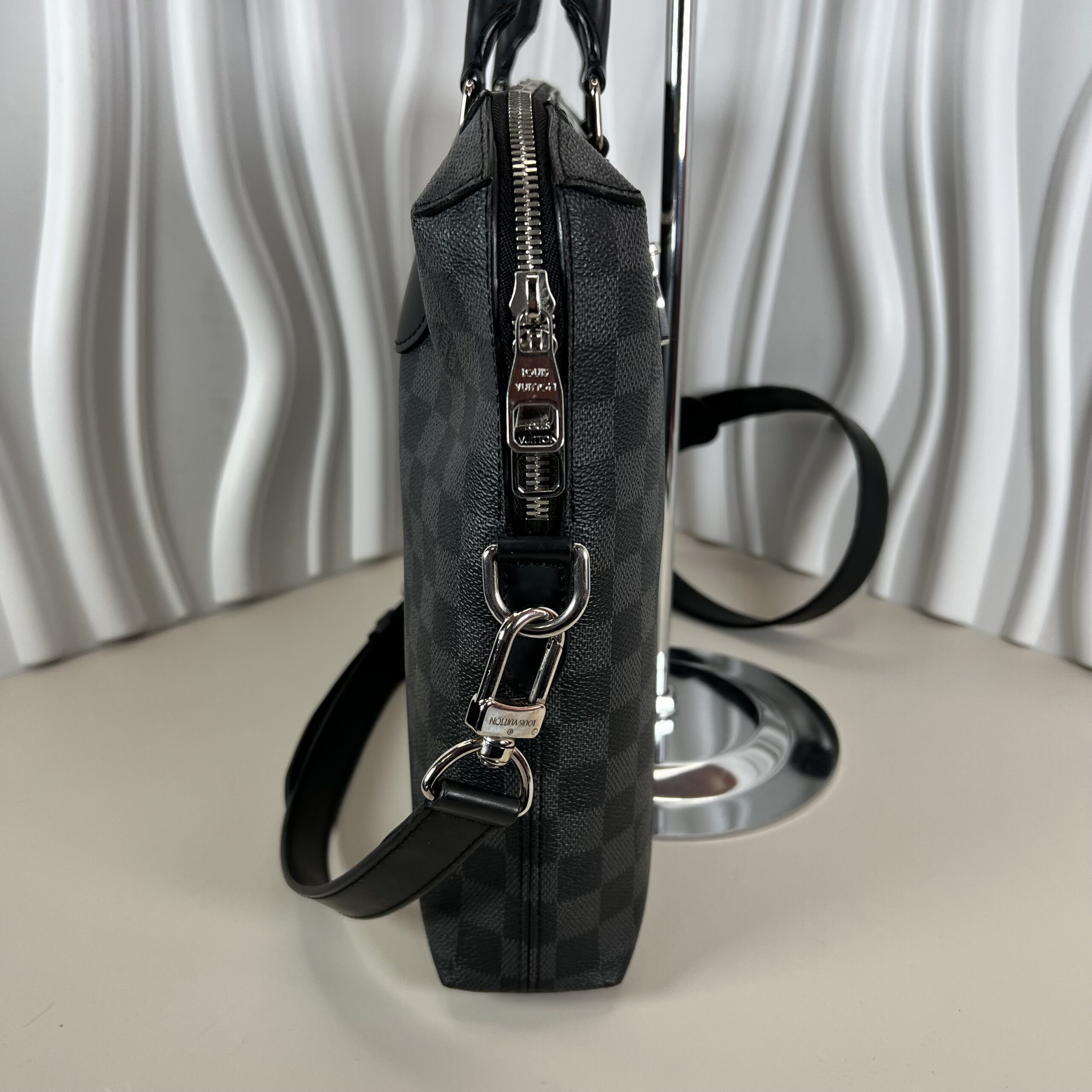 Louis Vuitton Porte-Documents Jour (PDJ) NM business bag in the Damier Graphite - Image 4