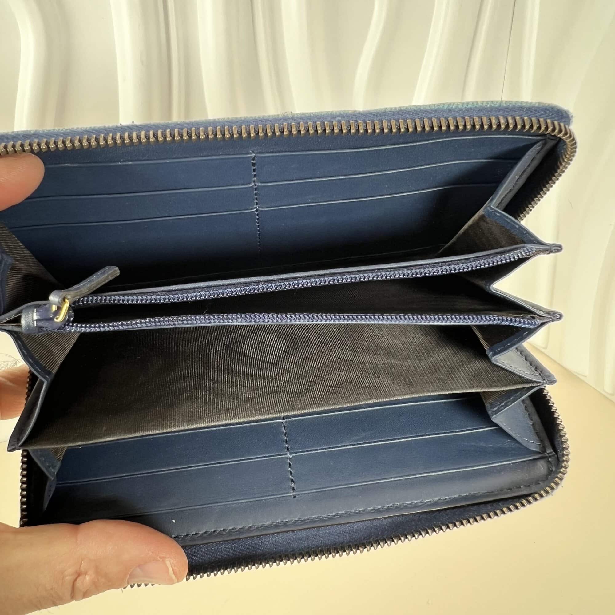 Gucci Denim Matelassé Floral Embroidered GG Marmont Zip Around Long Wallet - Limited Edition - Image 4