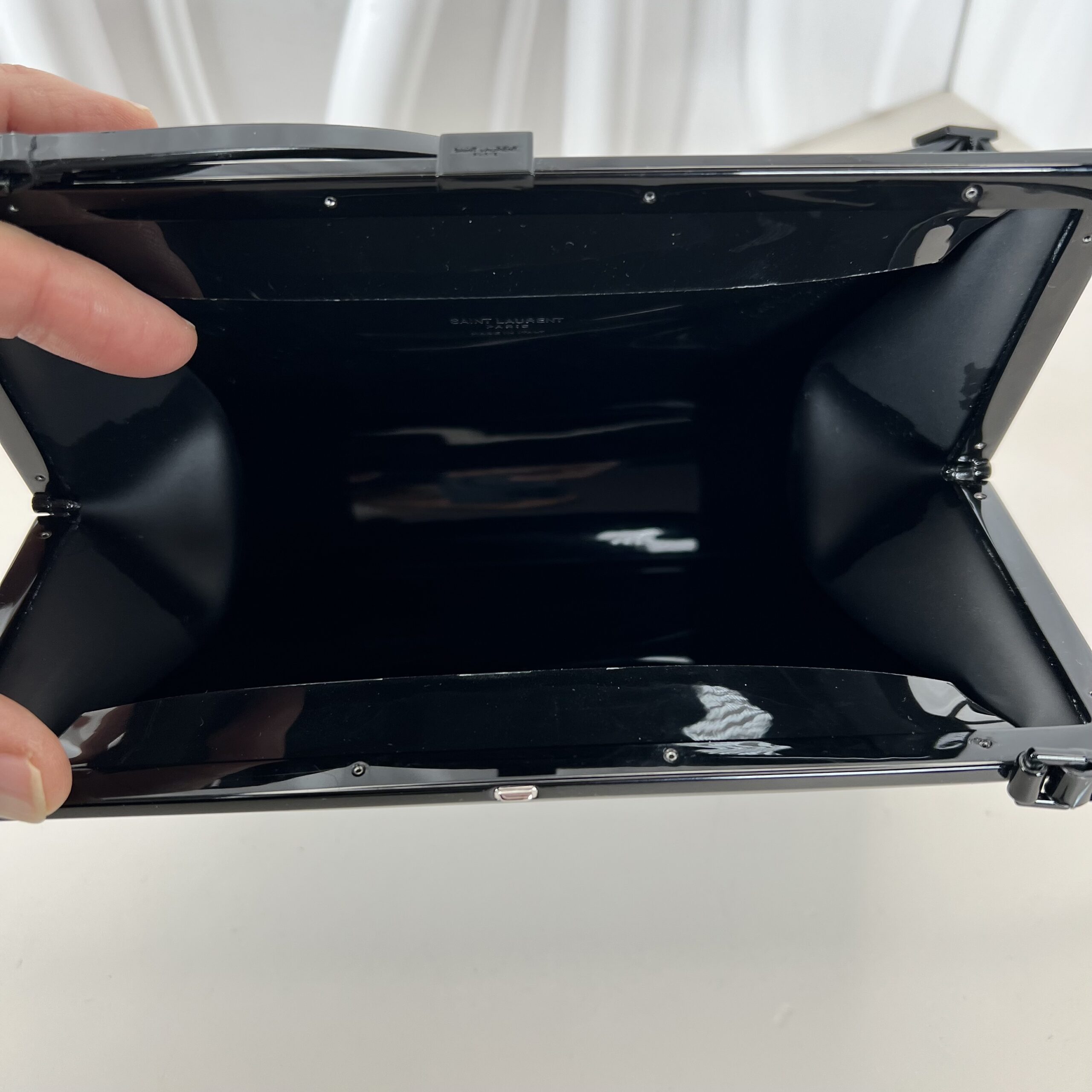 YSL Saint Laurant Vinyl Le-Anne Marie Large 2023 - Image 5