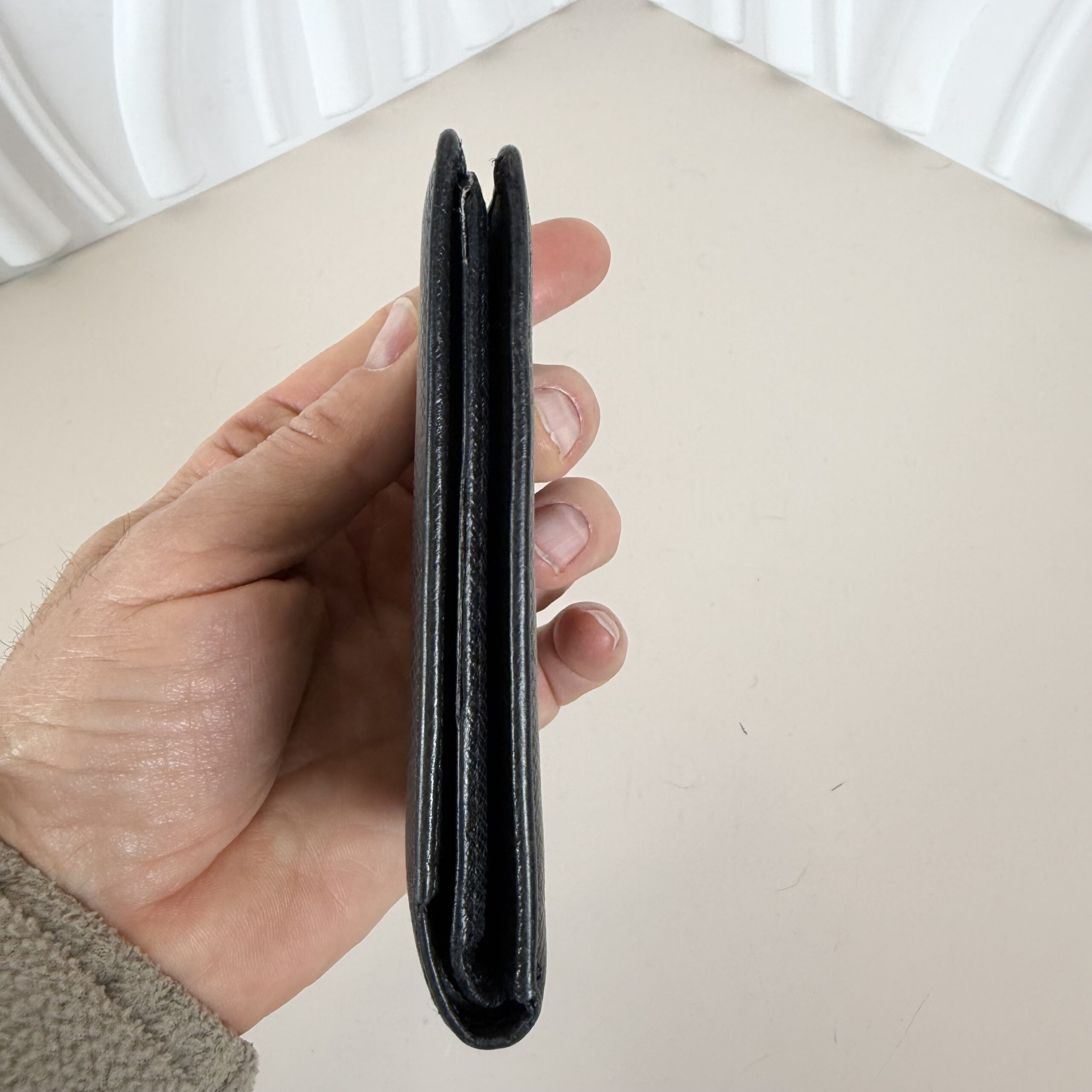 Louis Vuitton Multiple Wallet in Black Taiga Leather - Image 9