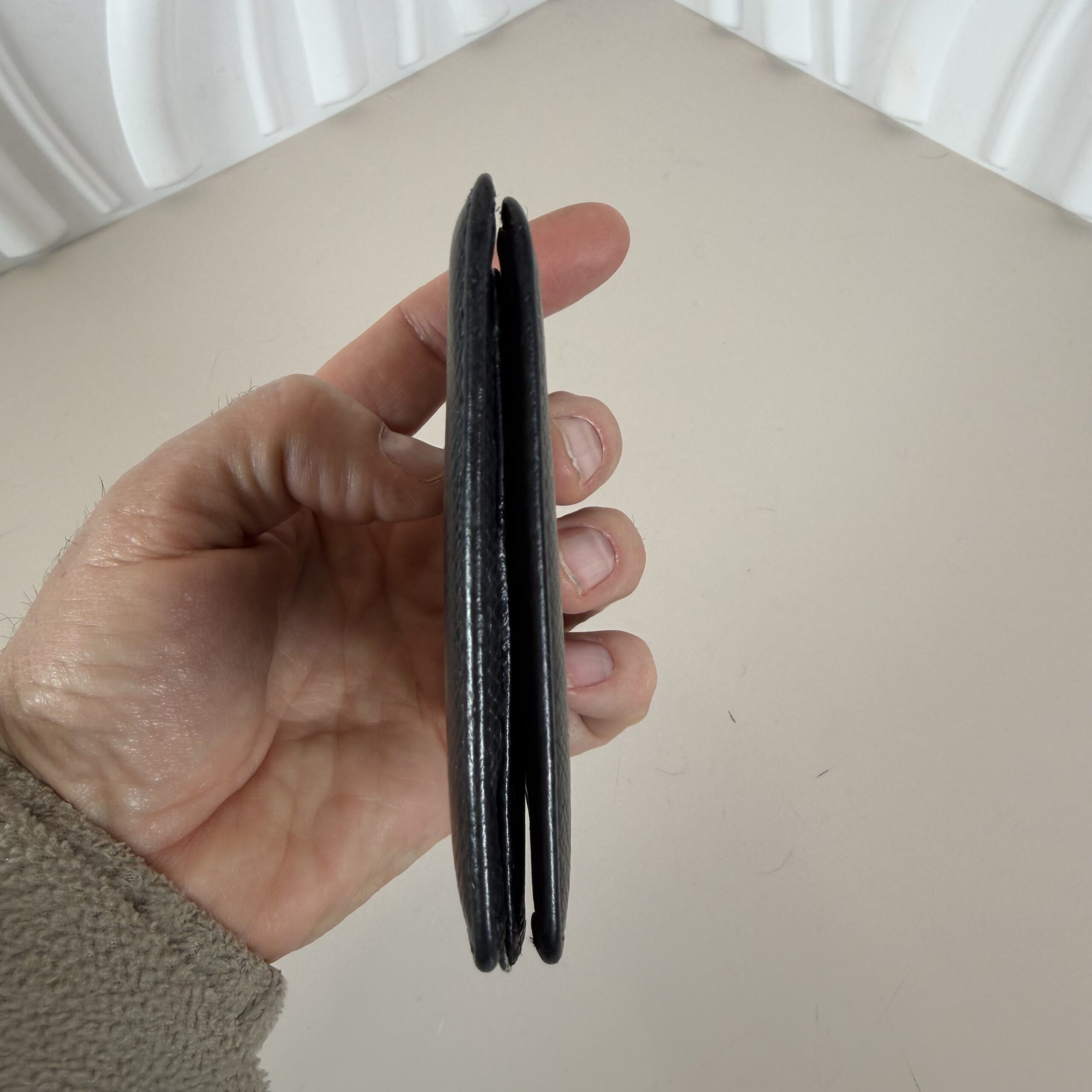 Louis Vuitton Multiple Wallet in Black Taiga Leather - Image 10