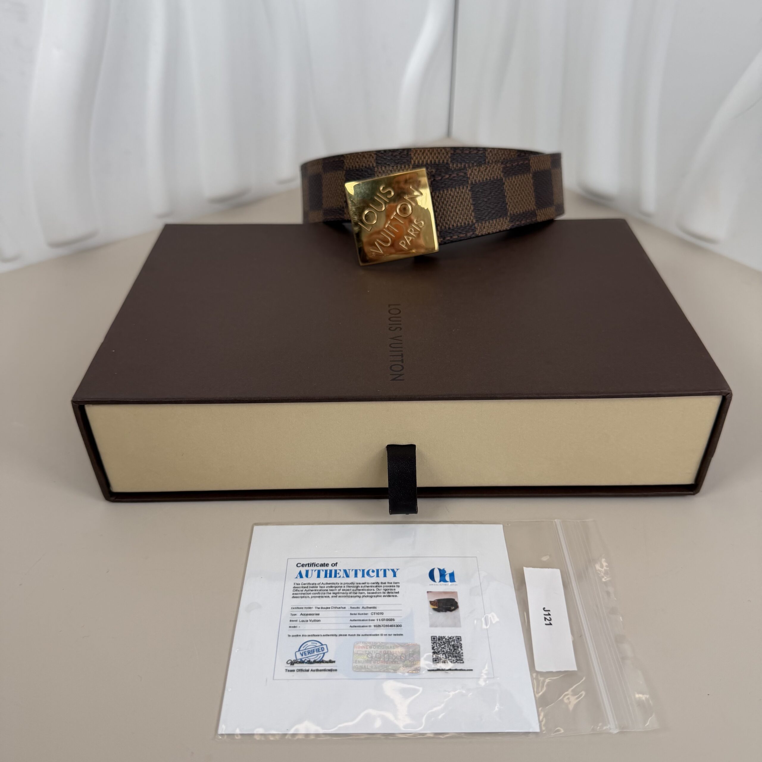 Louis Vuitton Damier Ebene Belt with Gold Buckle size 85/34 - Image 2