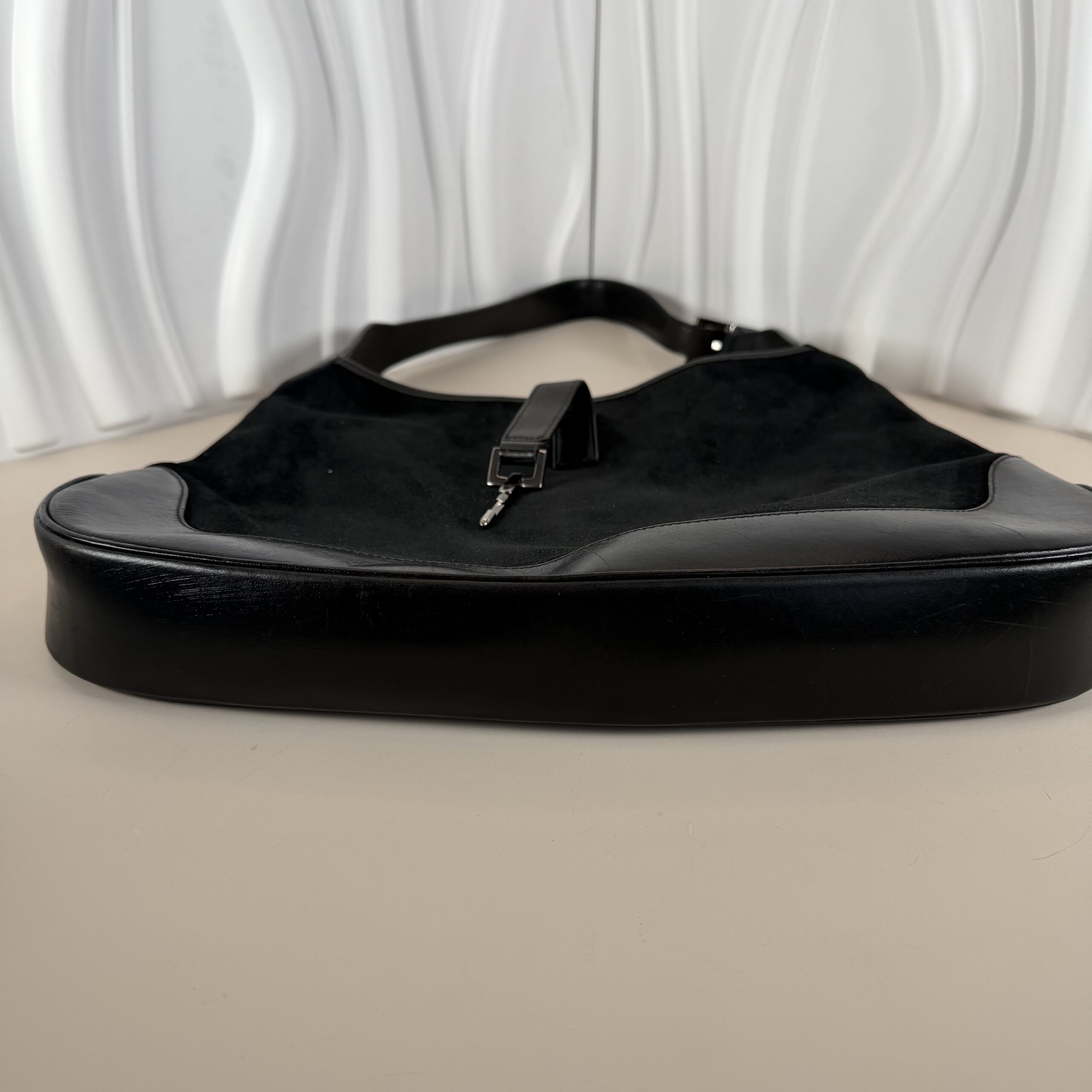 GUCCI Black Suede & Leather Jackie Shoulder Hobo Bag w/ Silver-Tone Hardware - Image 7
