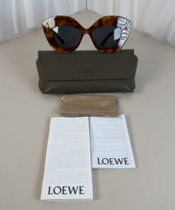 Alternative view of Loewe Anagram LW40127I Cat-Eye Sunglasses in Havana Brown with Case - Like New