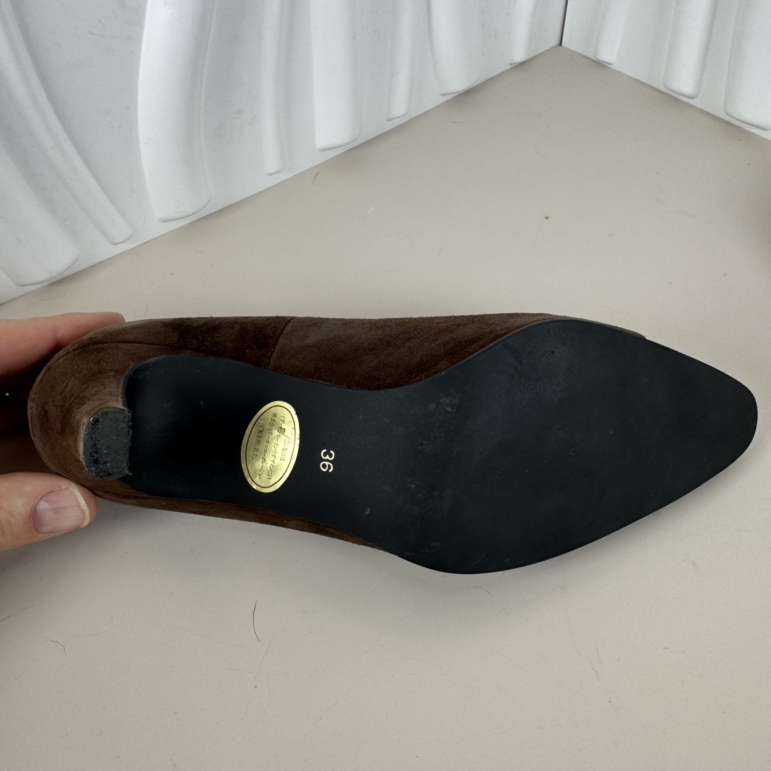 Yves Saint Laurent Vintage Brown Suede & Leather Cap-Toe Pumps size 36 - Image 3