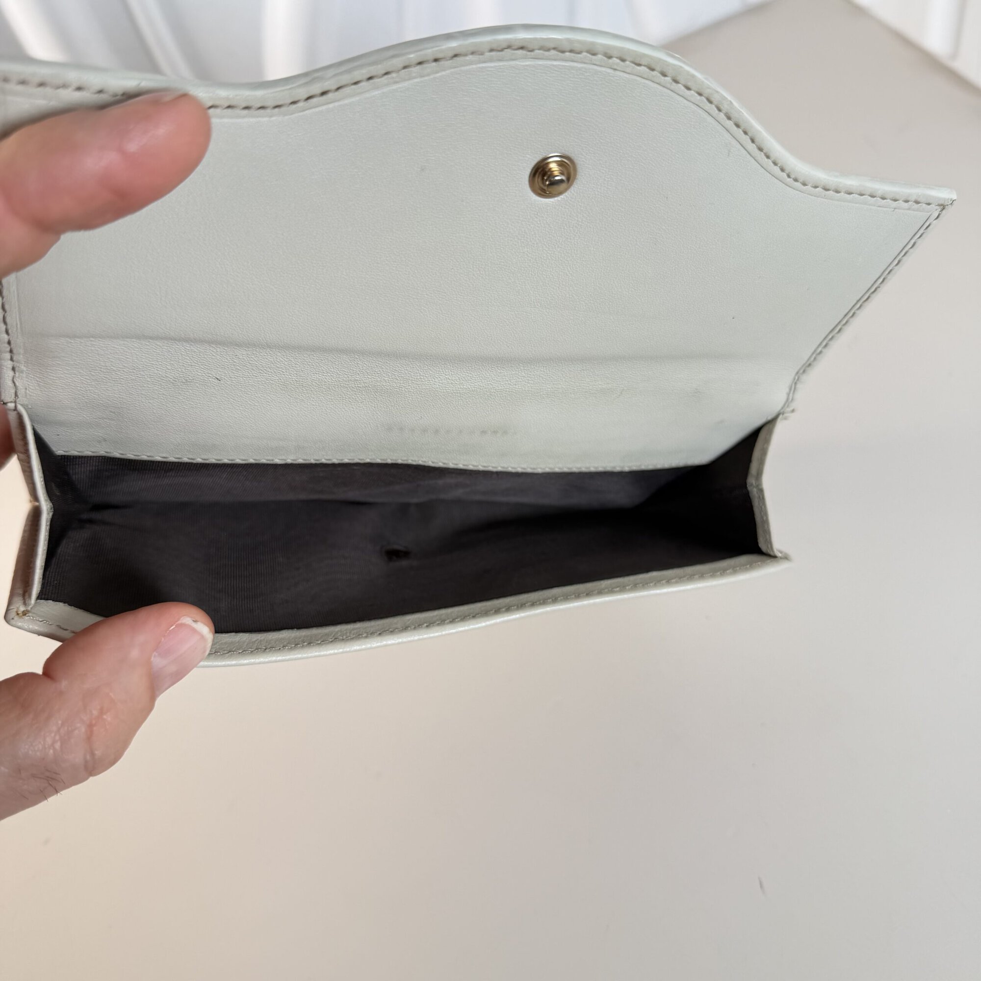 Gucci GG Canvas & White Leather Long Wallet with Interlocking G - Image 3