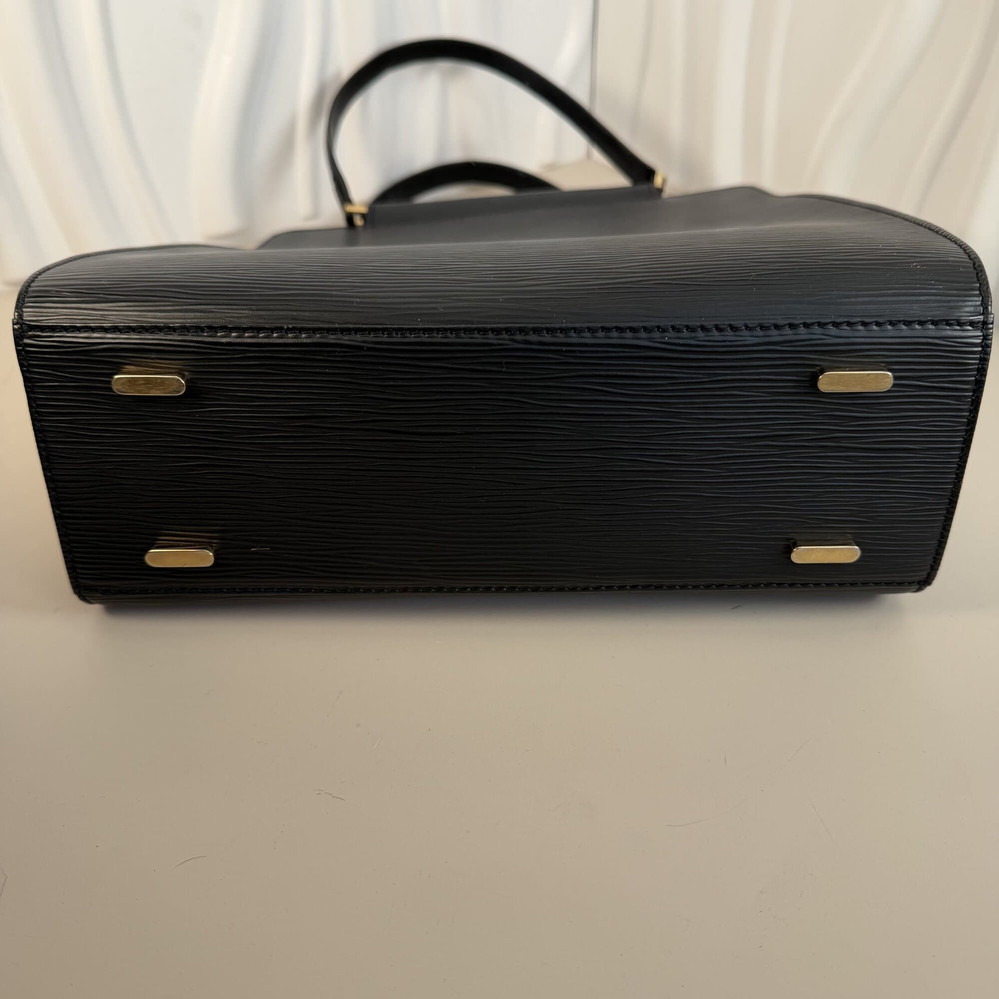 Louis Vuitton Figari MM Handbag – Black Epi Leather - Image 10