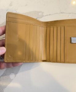 Alternative view of Gucci Vintage Pink Suede/Nubuck Wallet with G Clasp