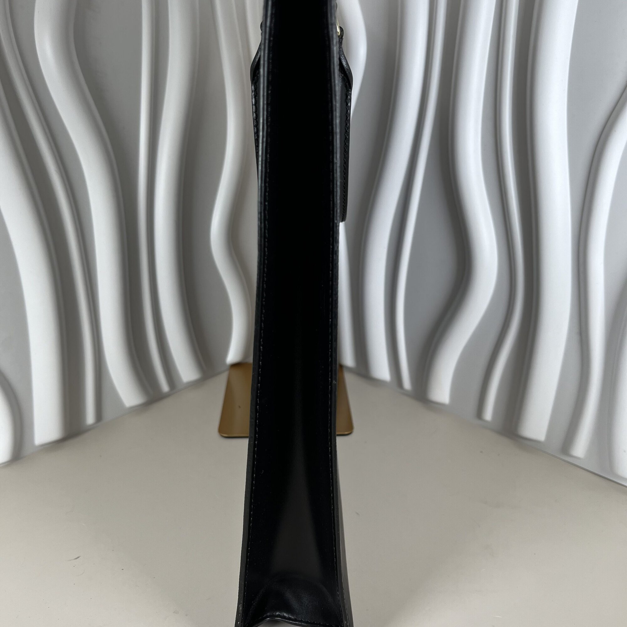 Louis Vuitton Black Epi Leather Sac Plat GM tote - Image 4