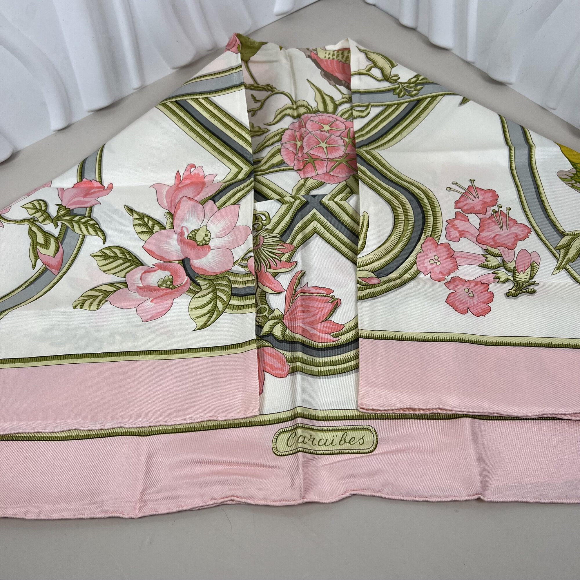Hermès Vintage "Caraïbes" Silk Carré 90 size 36"x36" - Image 4