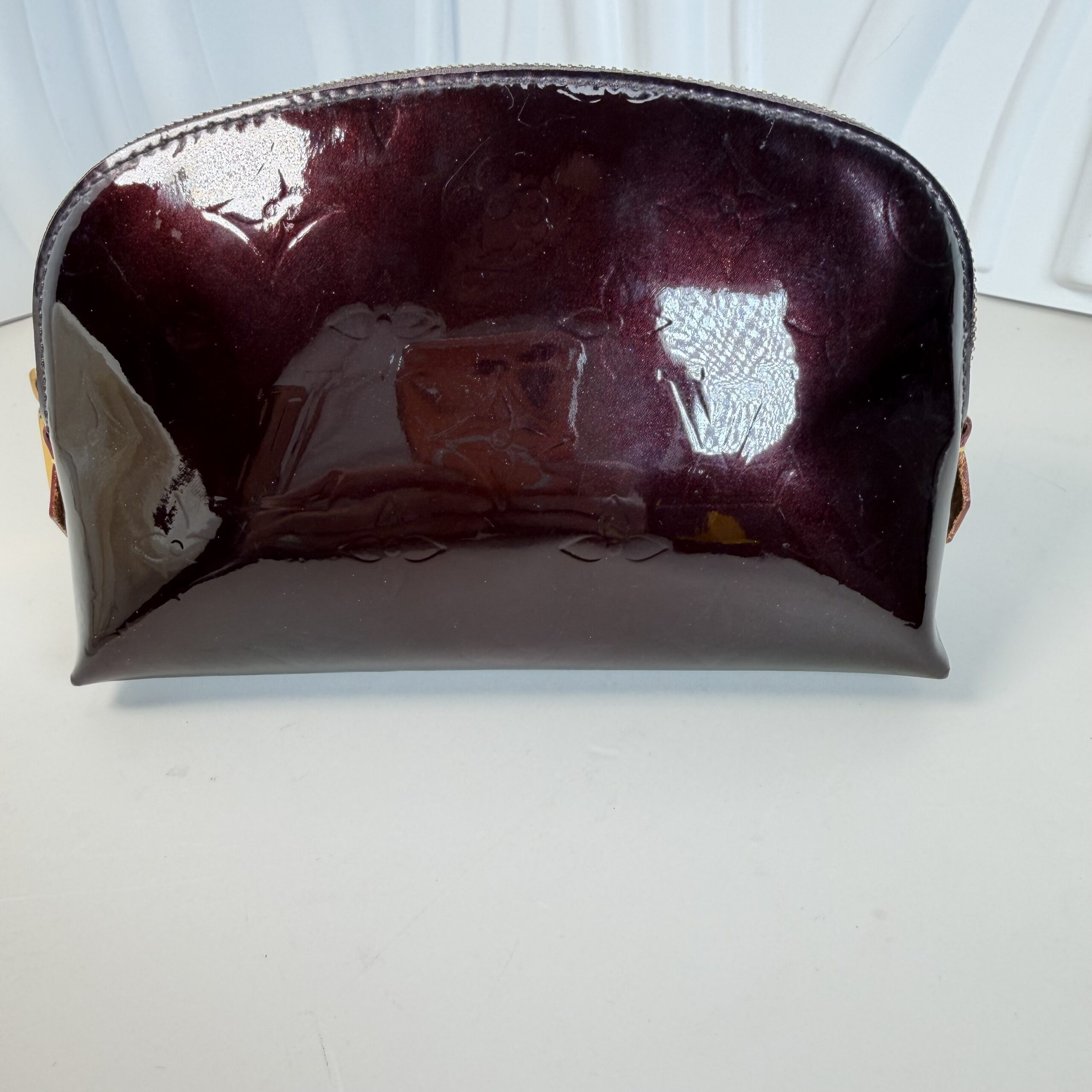 Louis Vuitton Monogram Vernis Cosmetic Pouch - Amarante - Image 2