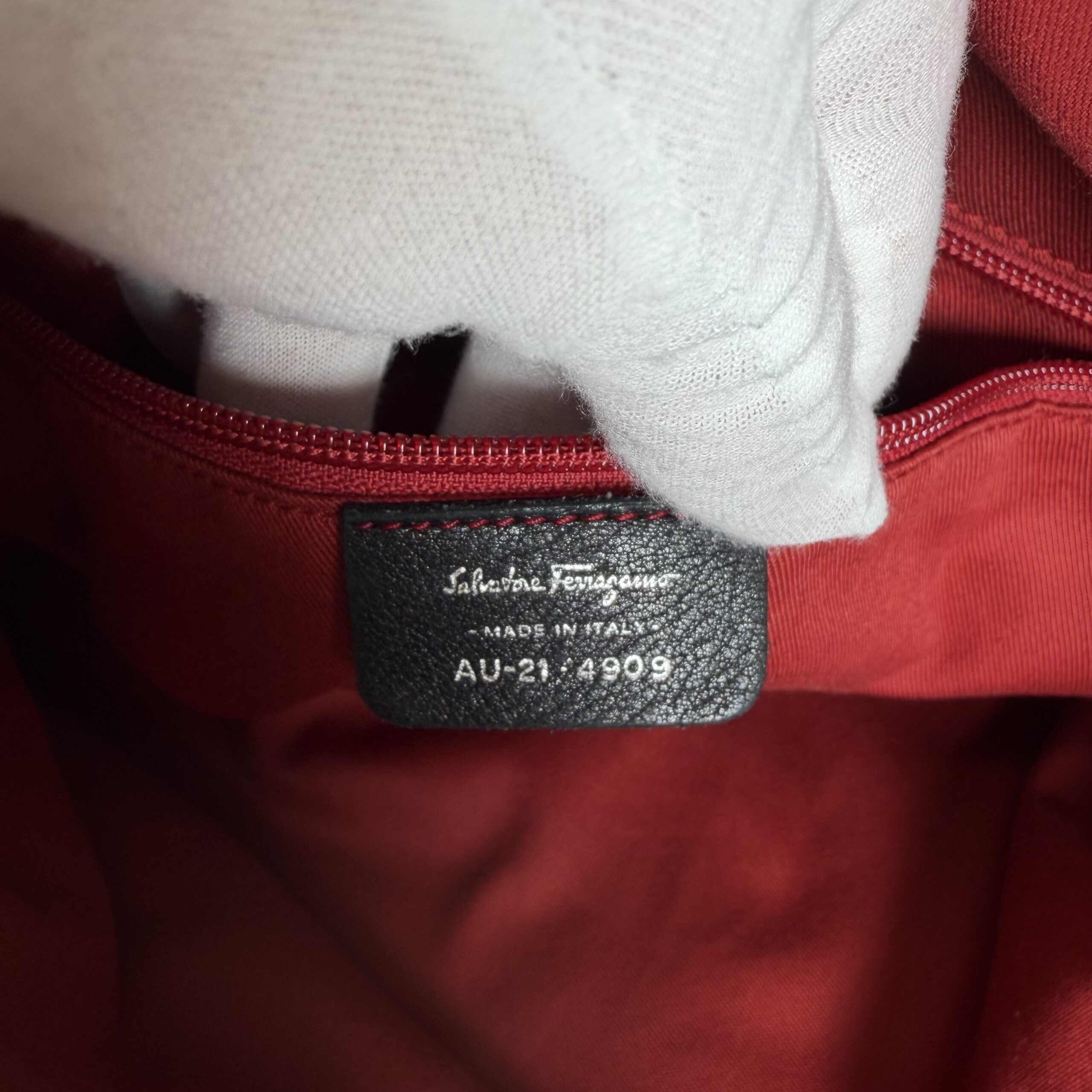 Salvatore Ferragamo Gancini Tote Bag - Image 6