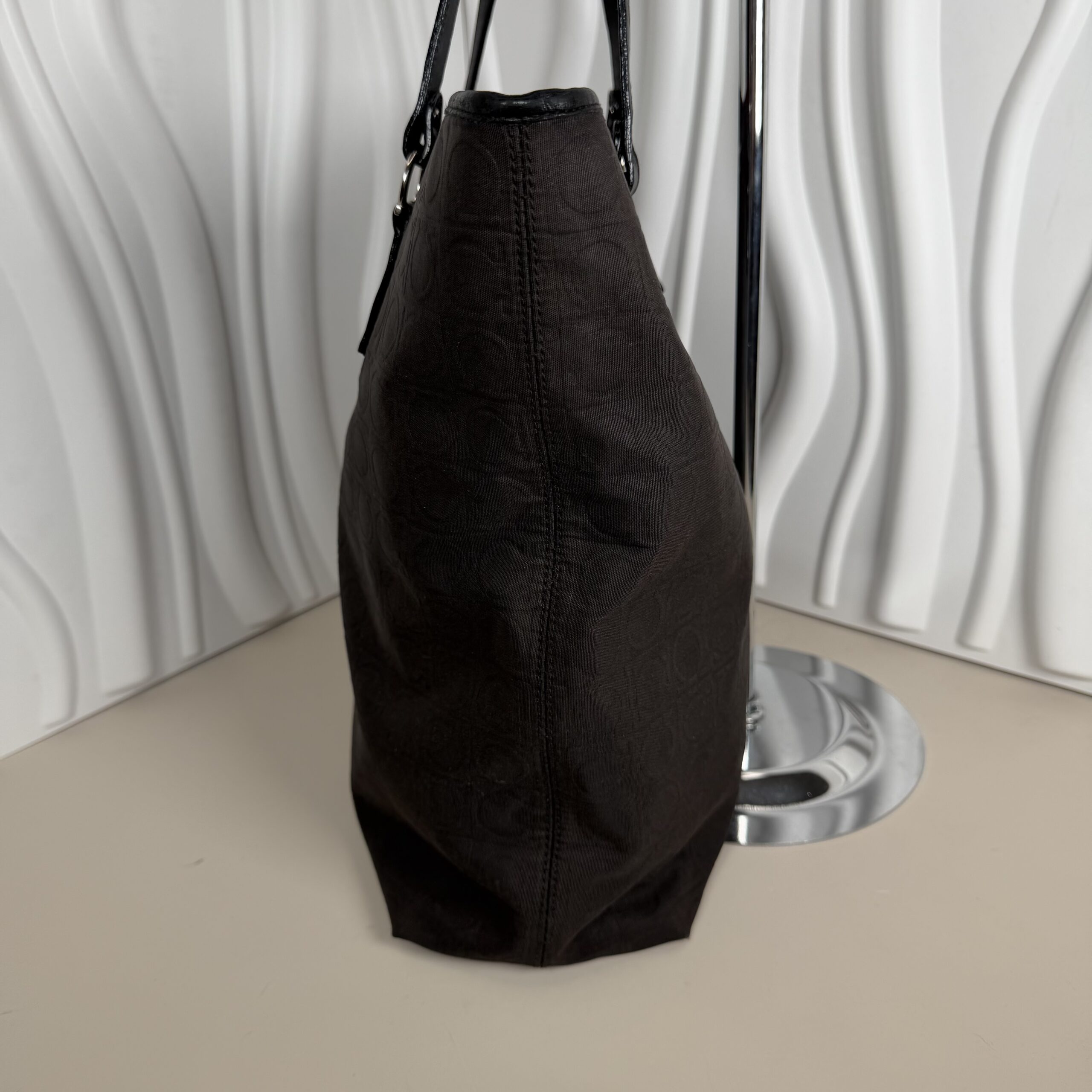 Salvatore Ferragamo Gancini Tote Bag - Image 3