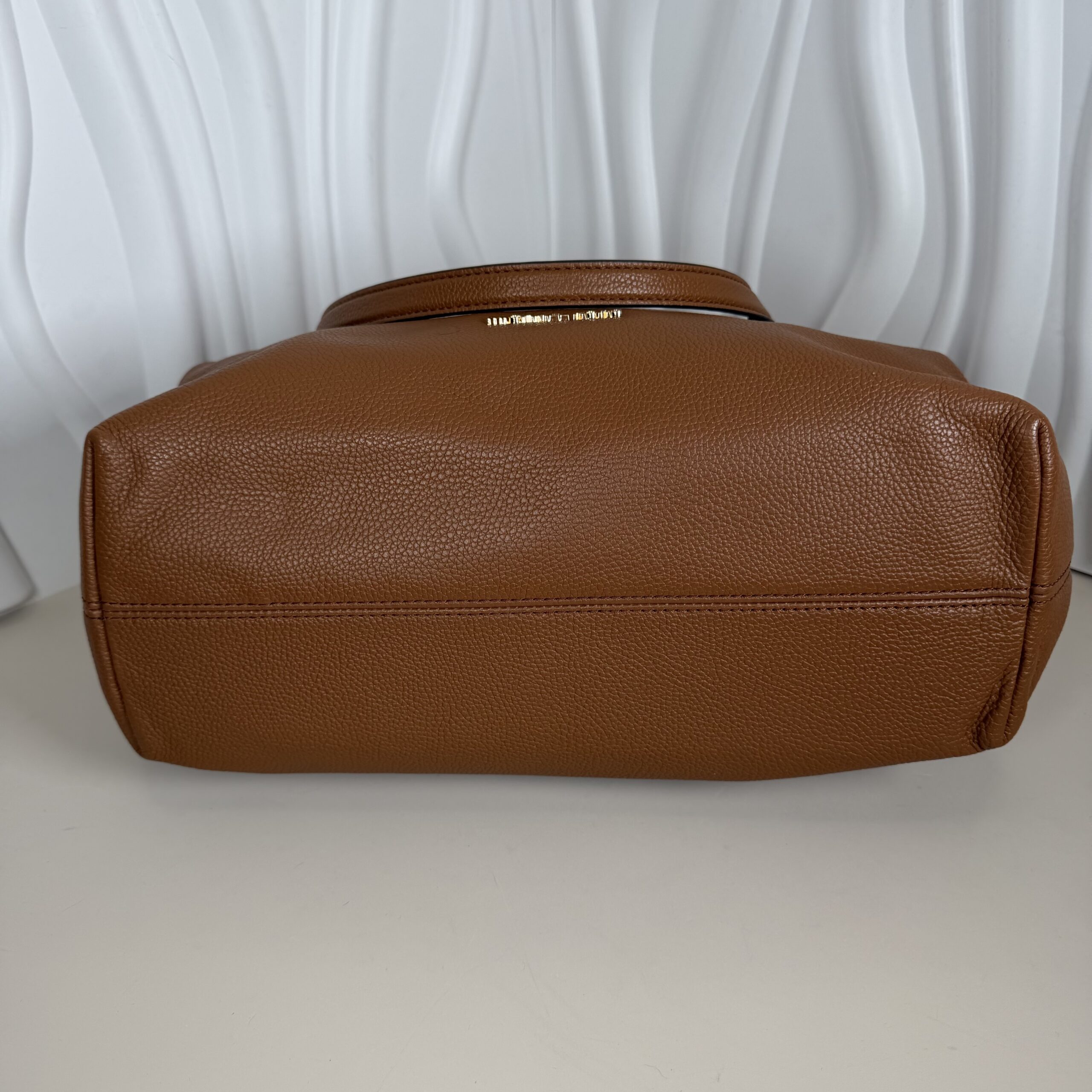 Michael Kors Leighton Large Shoulder Bag NWT - Image 6