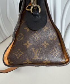 Louis Vuitton Monogram Tuileries Bag - Image 4