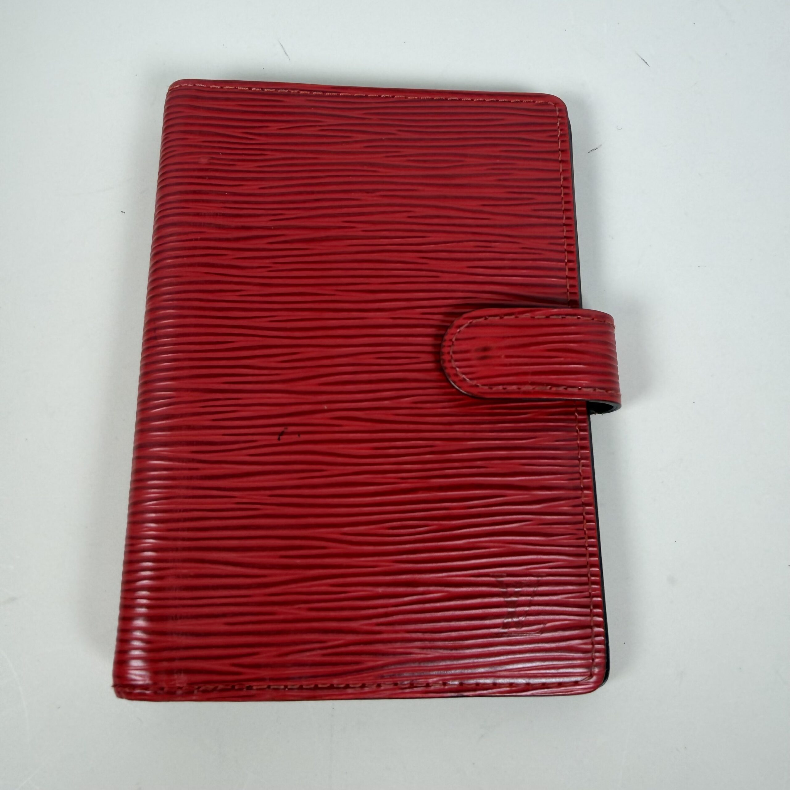 Louis Vuitton Agenda PM in vibrant Castilian Red Epi leather