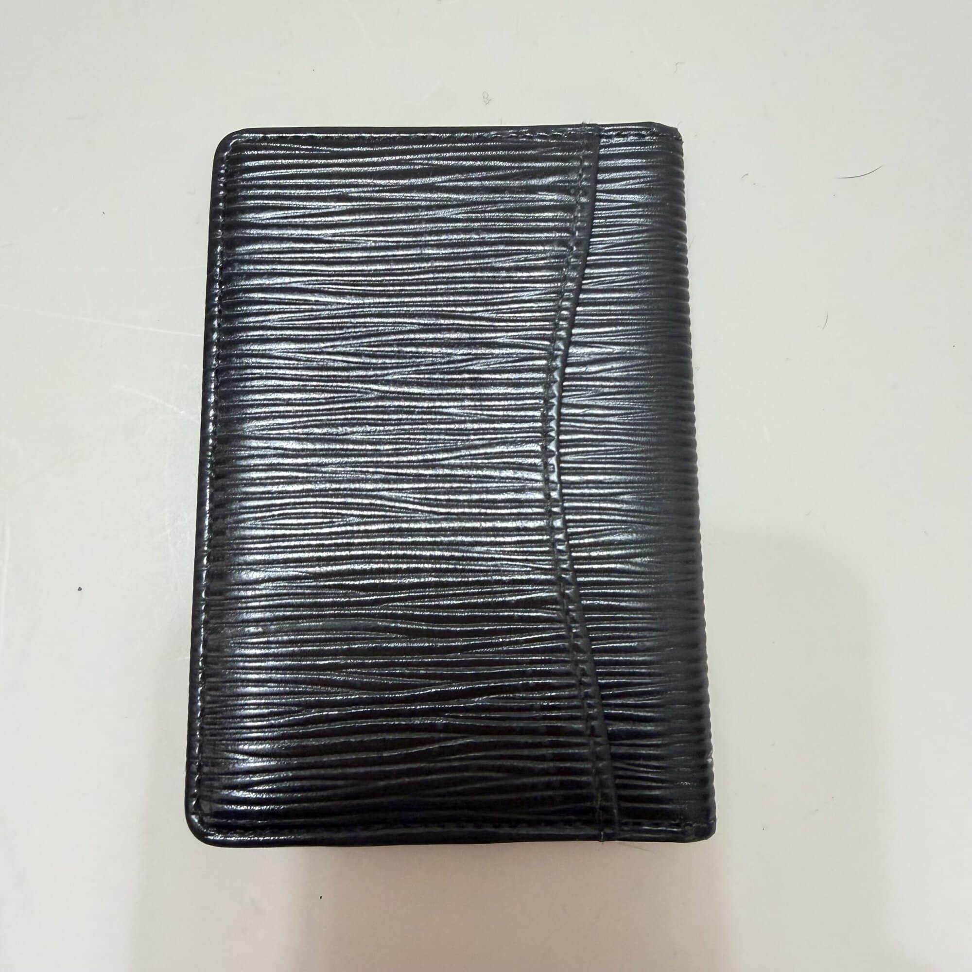 Louis Vuitton Pocket Organizer in signature Black Epi Leather - Image 2