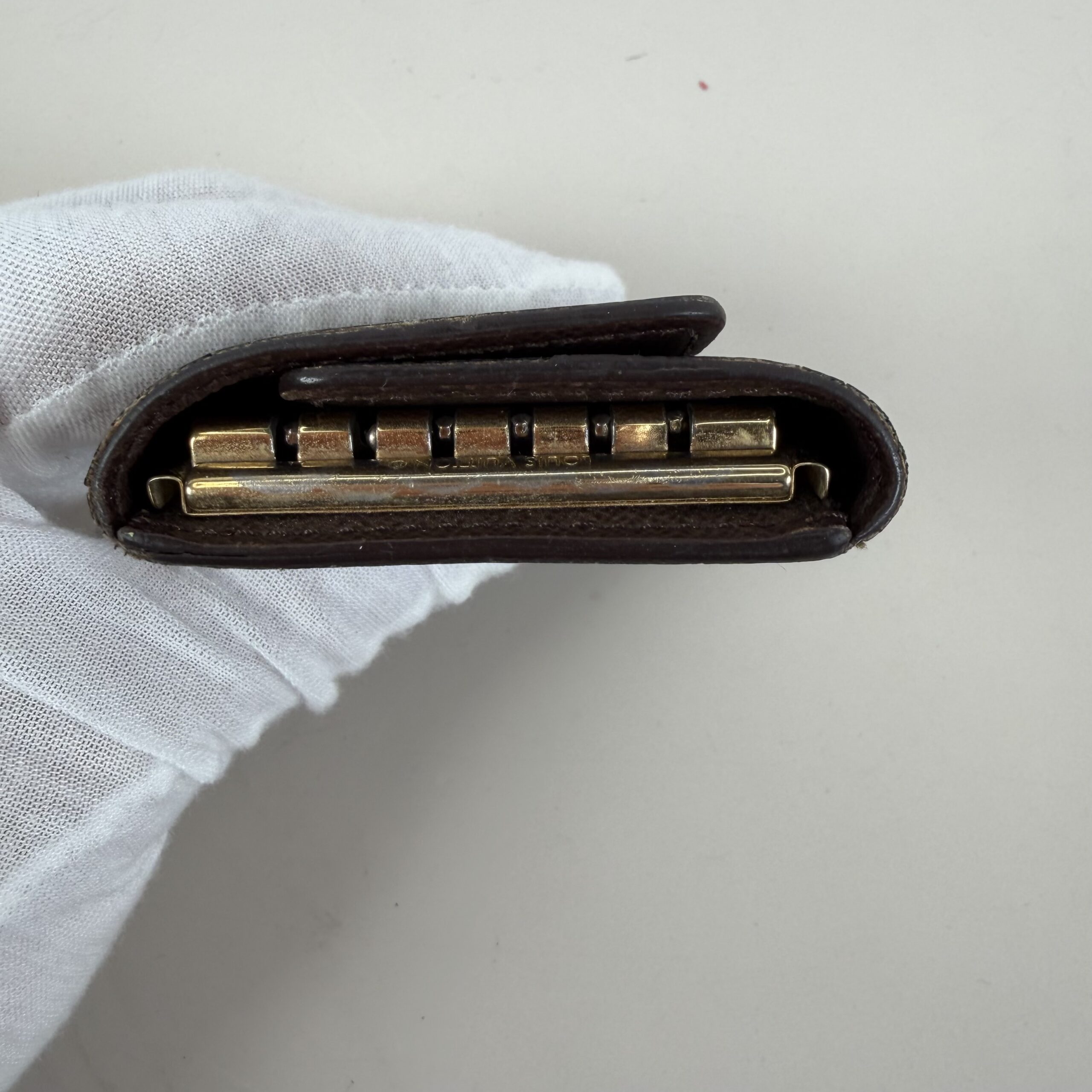 Louis Vuitton 6 Key Holder in Damier Ebene canvas - Image 3