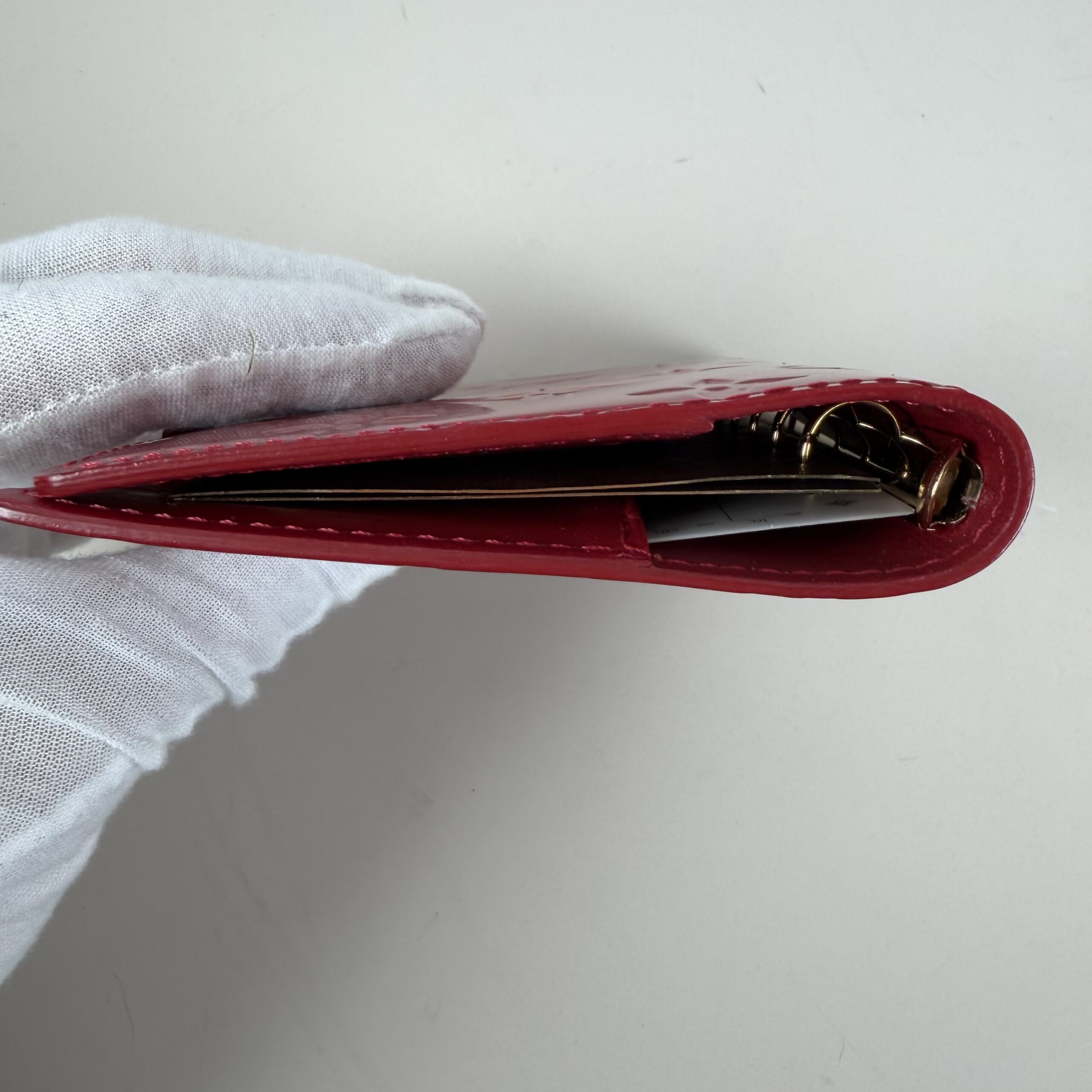 Louis Vuitton Monogram Vernis Agenda PM in the vibrant Pomme D'Amour (Apple of Love) shade - Image 3