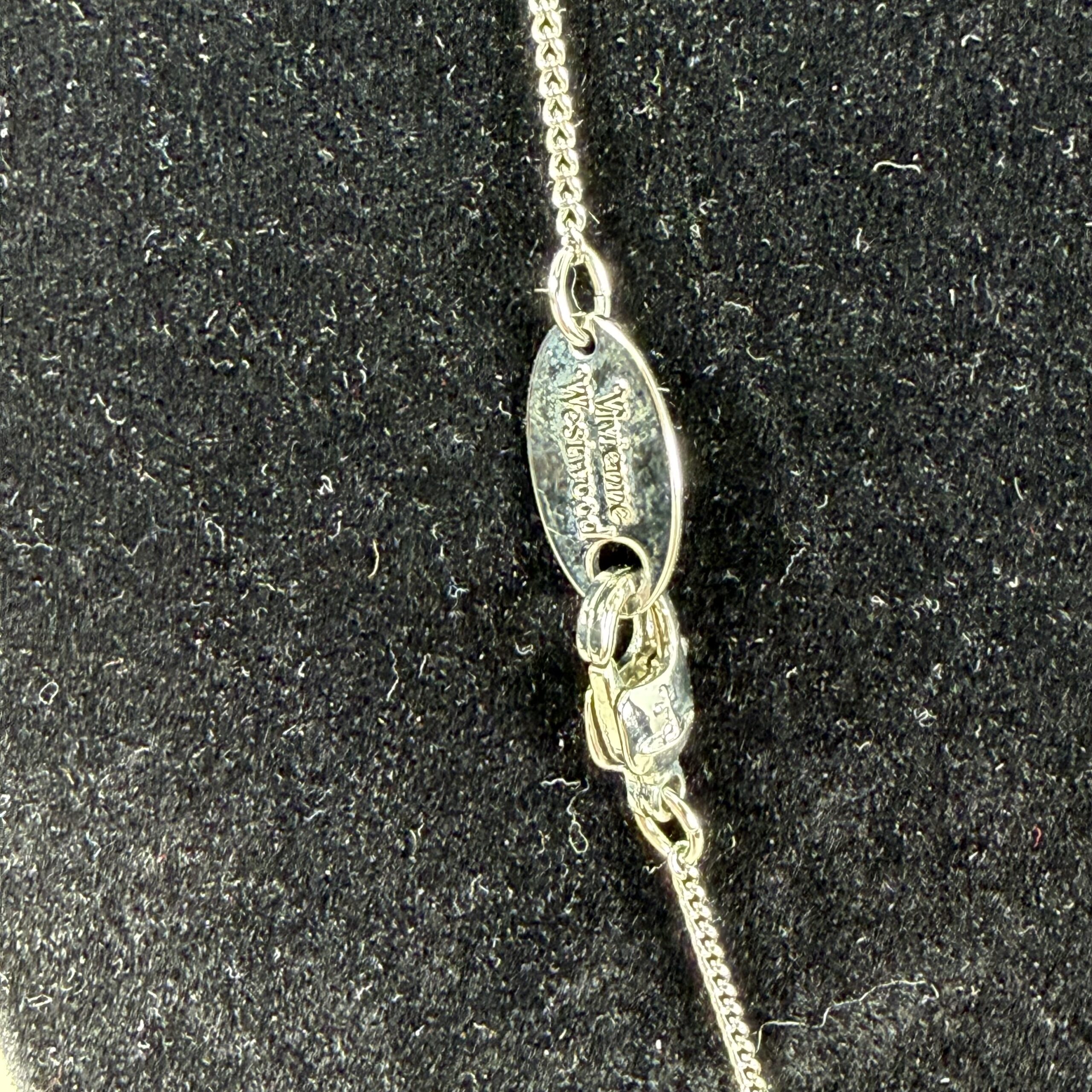 Vivienne Westwood-inspired Jolly Roger skull and crossbones pendant necklace - Image 3