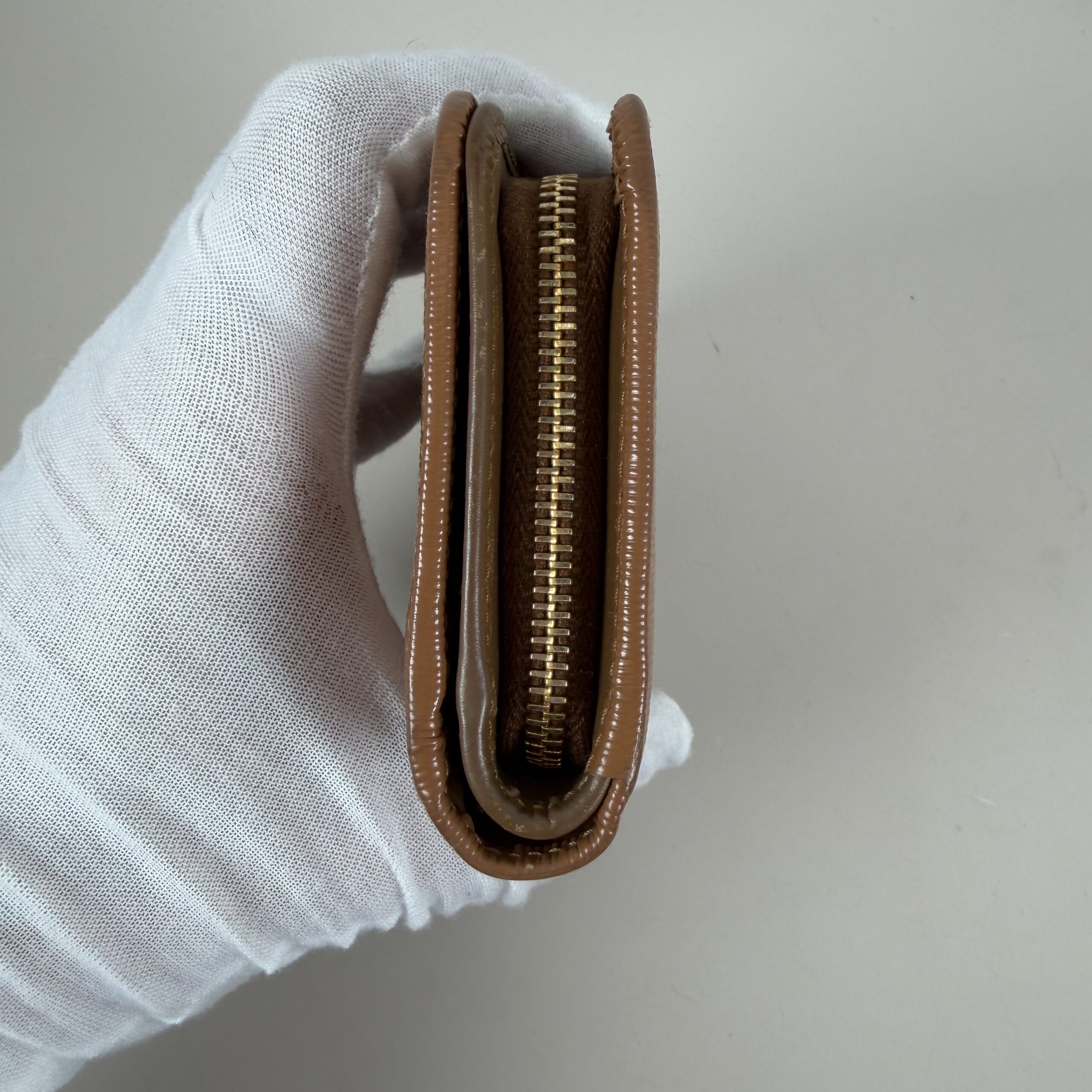 Prada Vitello Move Compact Zip-Around Wallet - Image 3