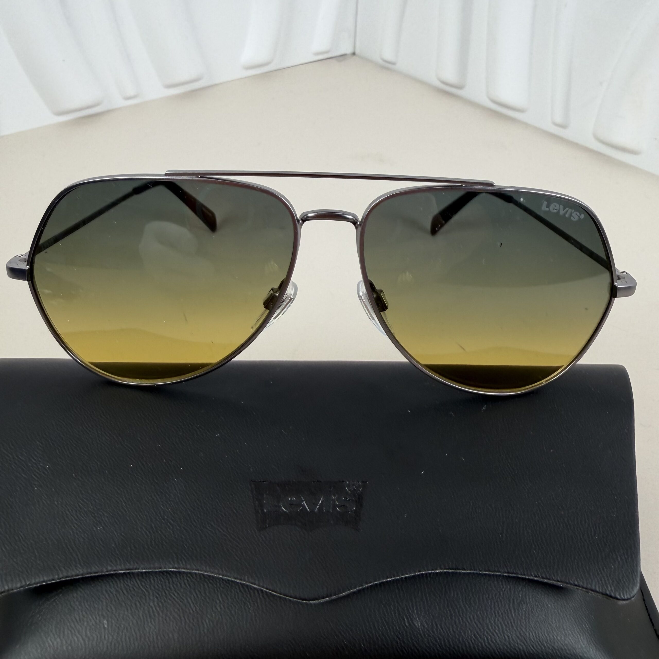 Levi's LV 1012/S Aviator Sunglasses
