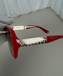Alternative view of Guess Factory Square Ladies Sunglasses size 62/17/140