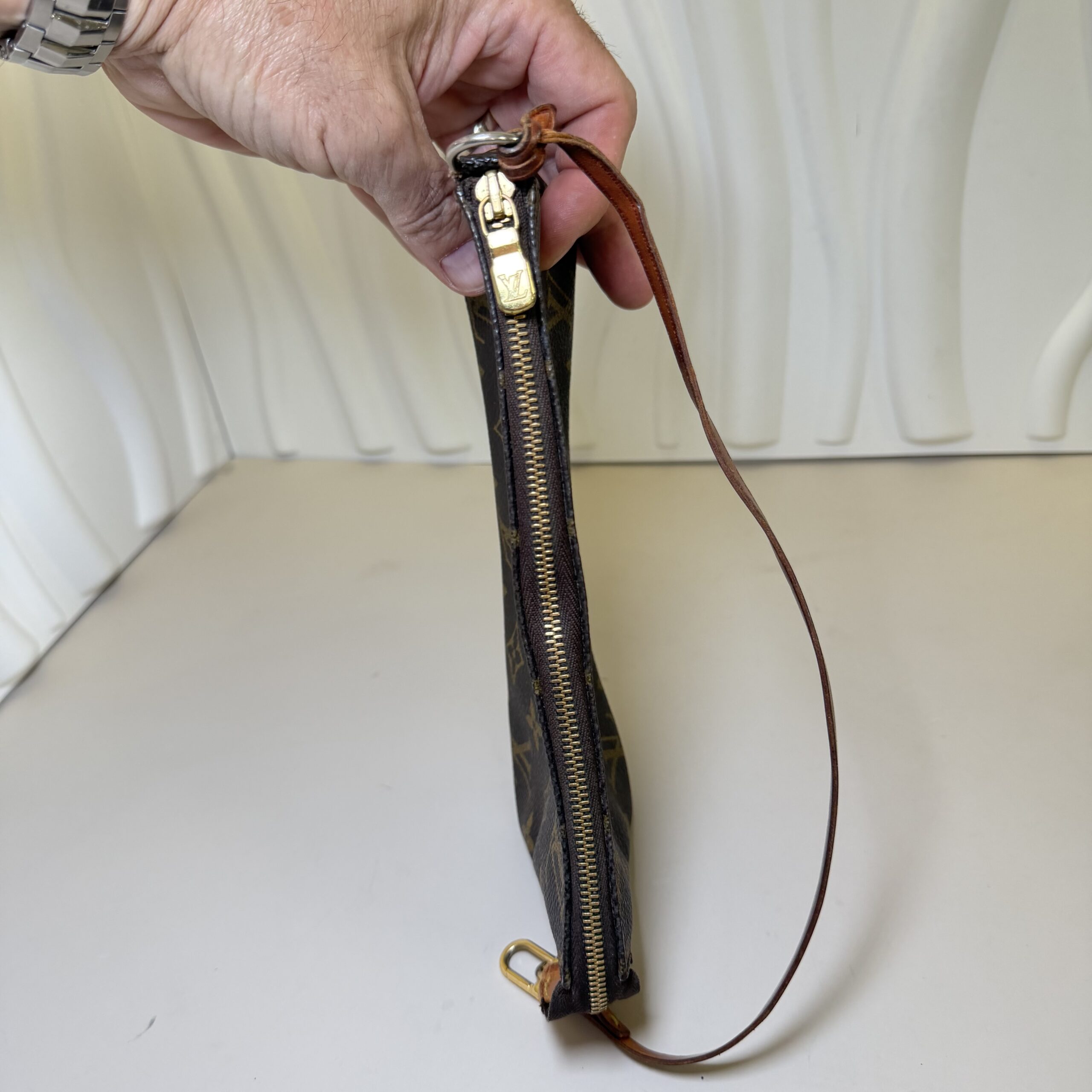 Louis Vuitton Monogram Pochette Accessoires - Image 6