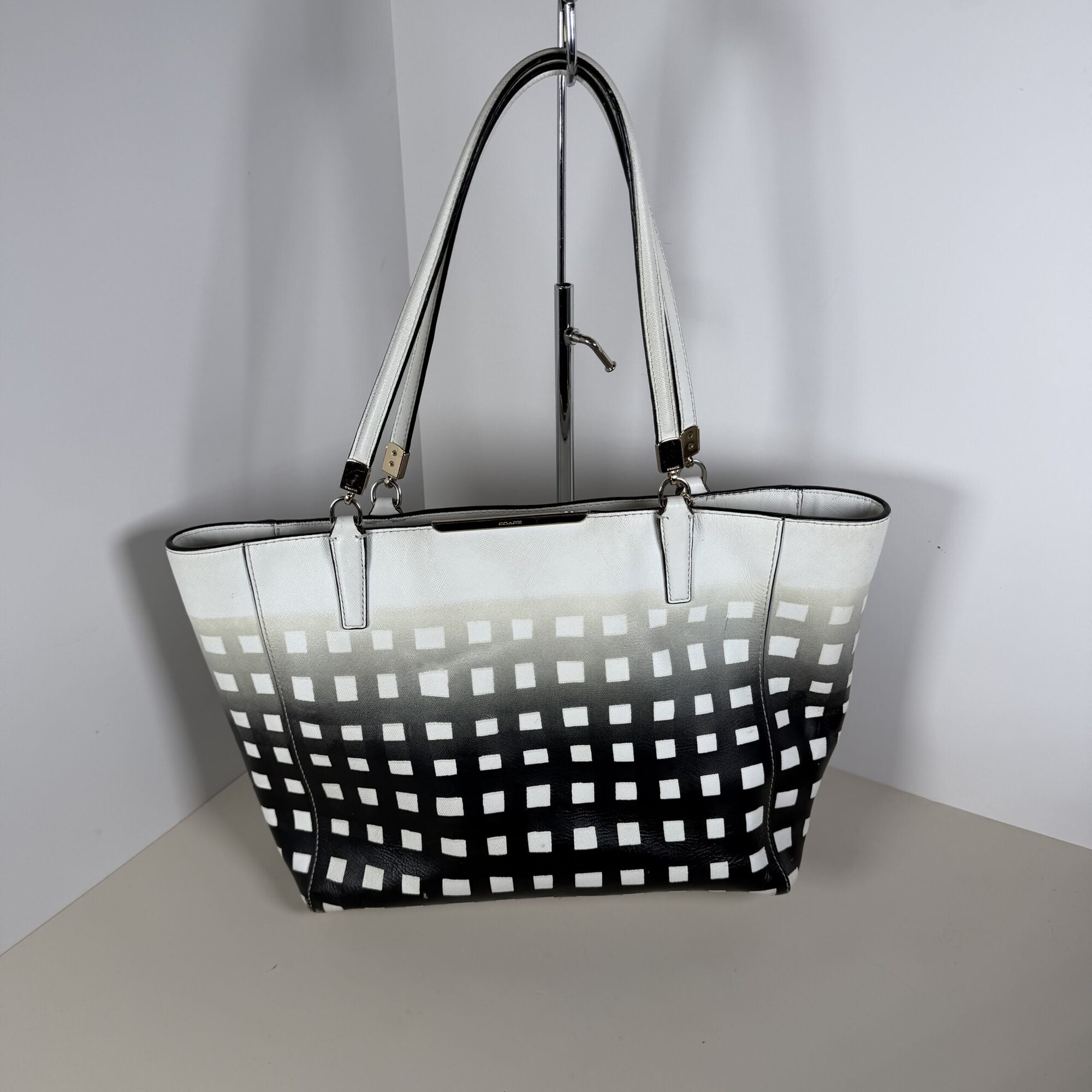 Coach Madison East/West Tote image 8