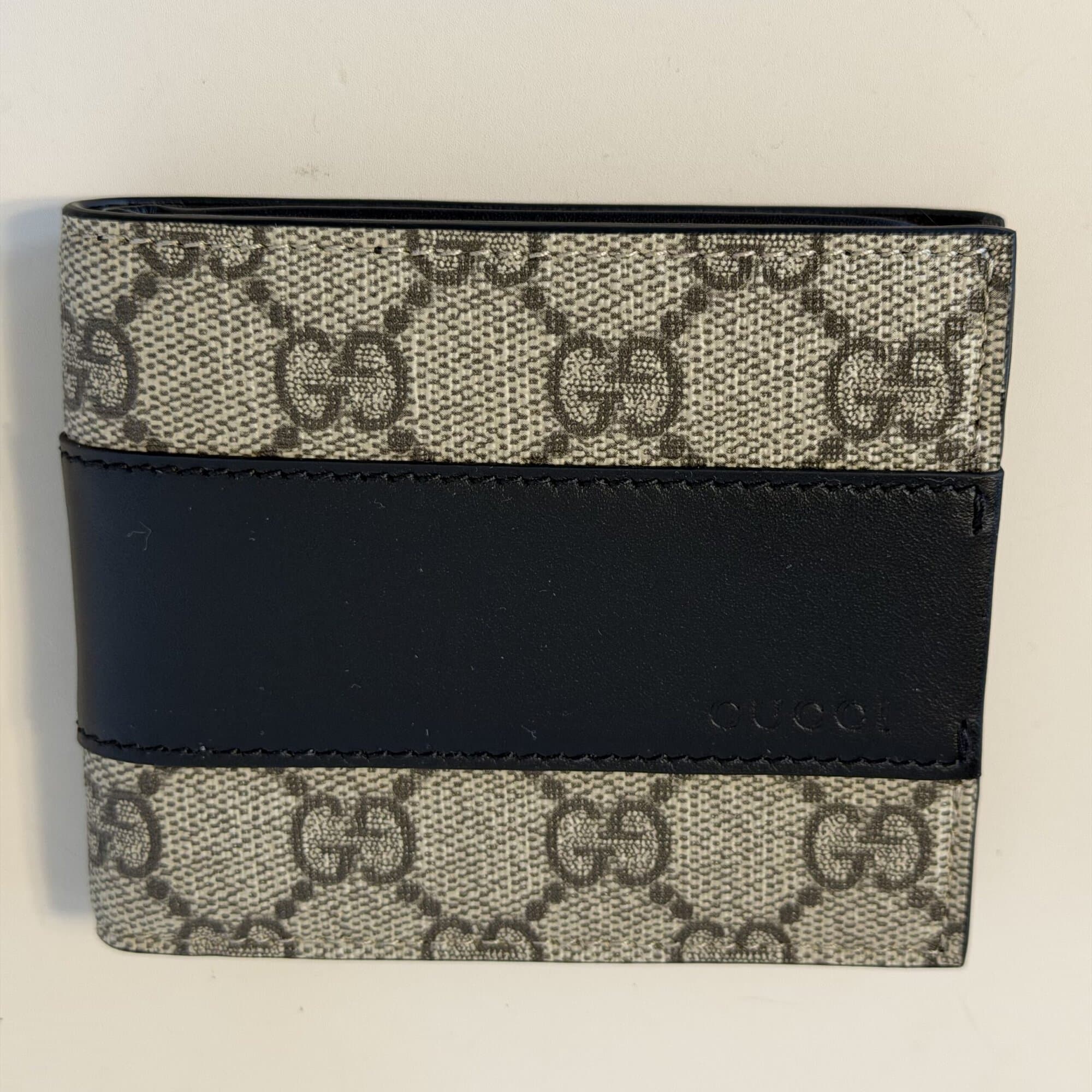 Pre-Owned Authentic Gucci GG Supreme Bi-Fold Wallet