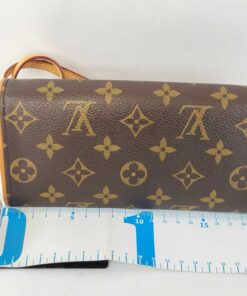 Alternative view of Louis Vuitton Monogram Pochette Florentine (Model M51855)