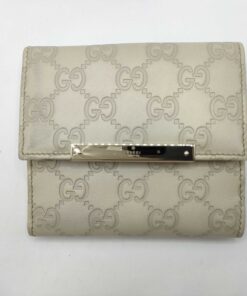 Gucci Sukey Guccissima Leather Compact Wallet Metal Bar - Off-White Ivory