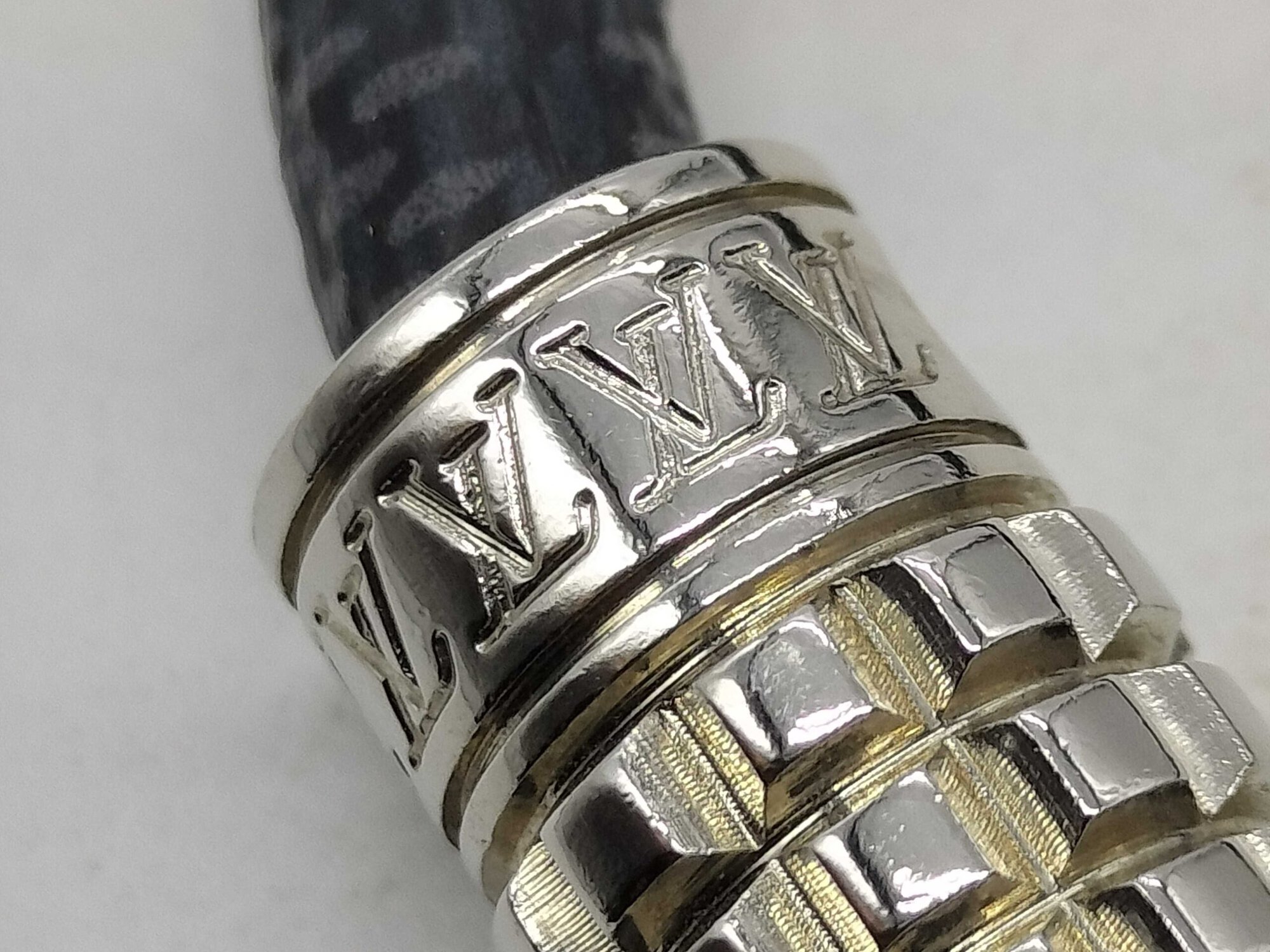 Louis Vuitton Damier Graphite Digit Bracelet Silver-Tone Magnetic Clasp Size M/L image 5