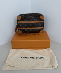 Alternative view of Louis Vuitton Monogram Soft Trunk Pouch Clutch (Model M44779)
