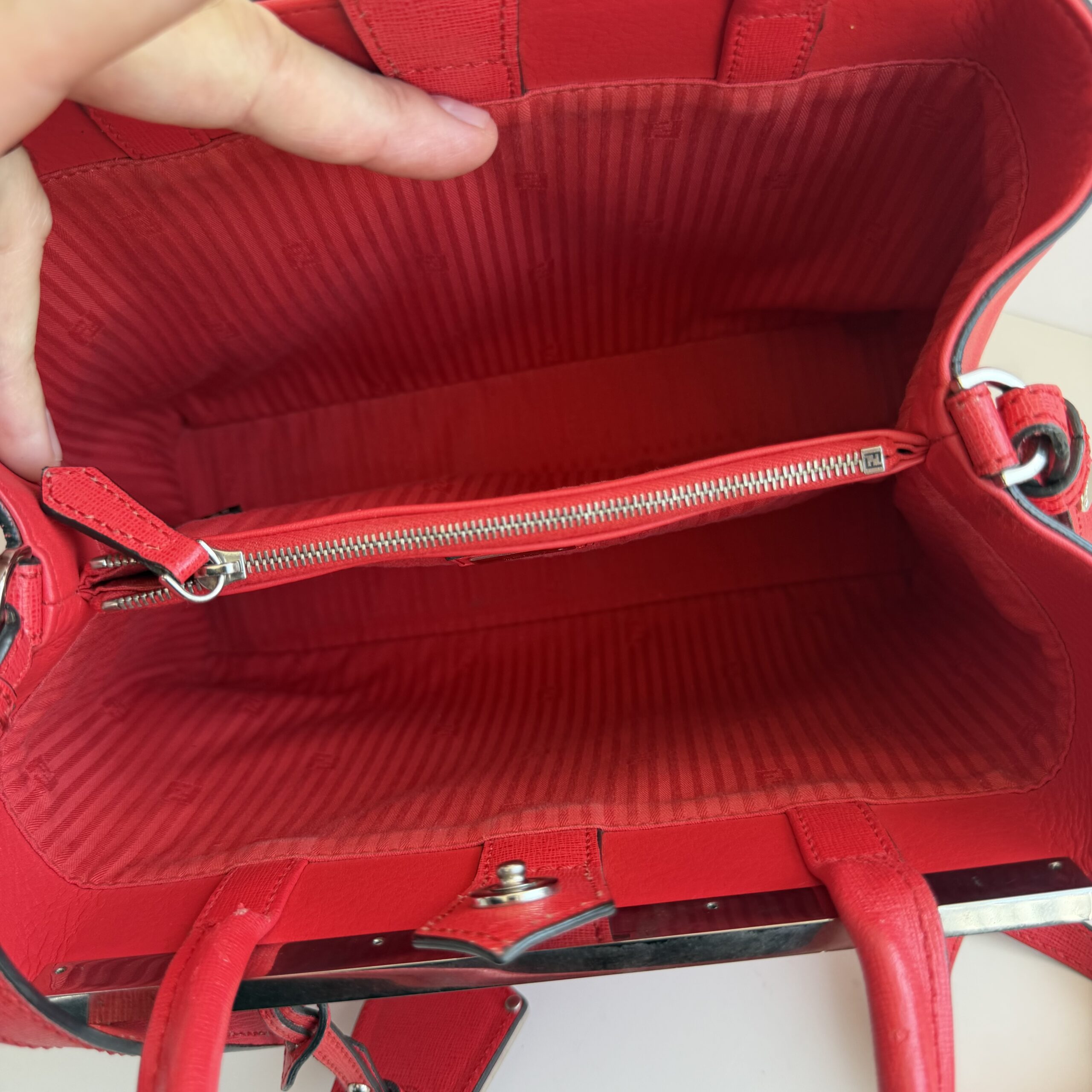 Fendi Petite 2Jours Leather Tote Bag – Rosso Red - Image 7