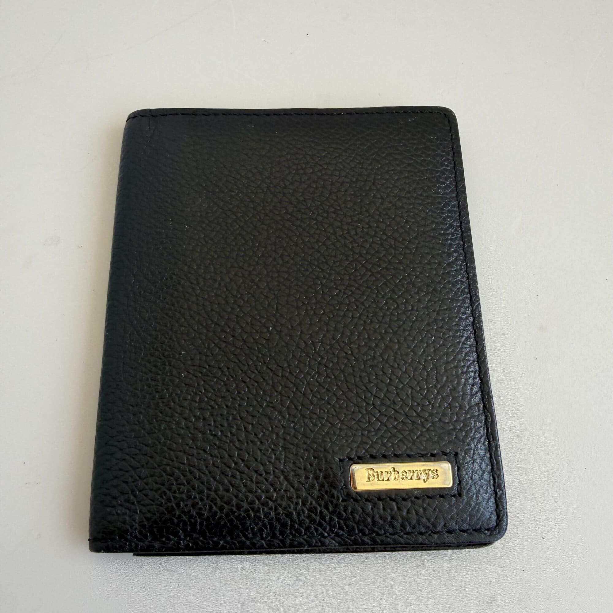 Burberrys of London card holder bifold wallet in Black Pebbled Leather - Image 2