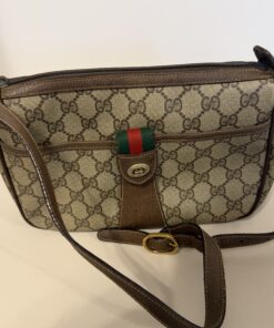 Pre-Owned Authentic Gucci GG Supreme Monogram Crossbody Bag – Beige & Brown Canvas Sherry Line 89.02.032