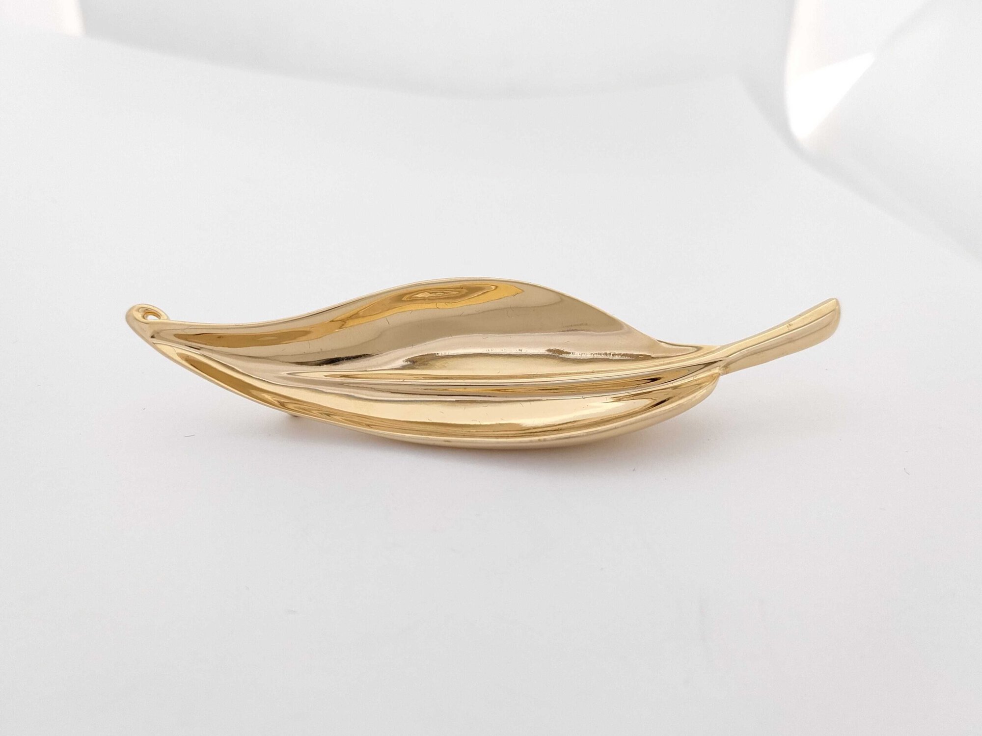 Givenchy Polished Gold-Tone Fluid Leaf Brooch