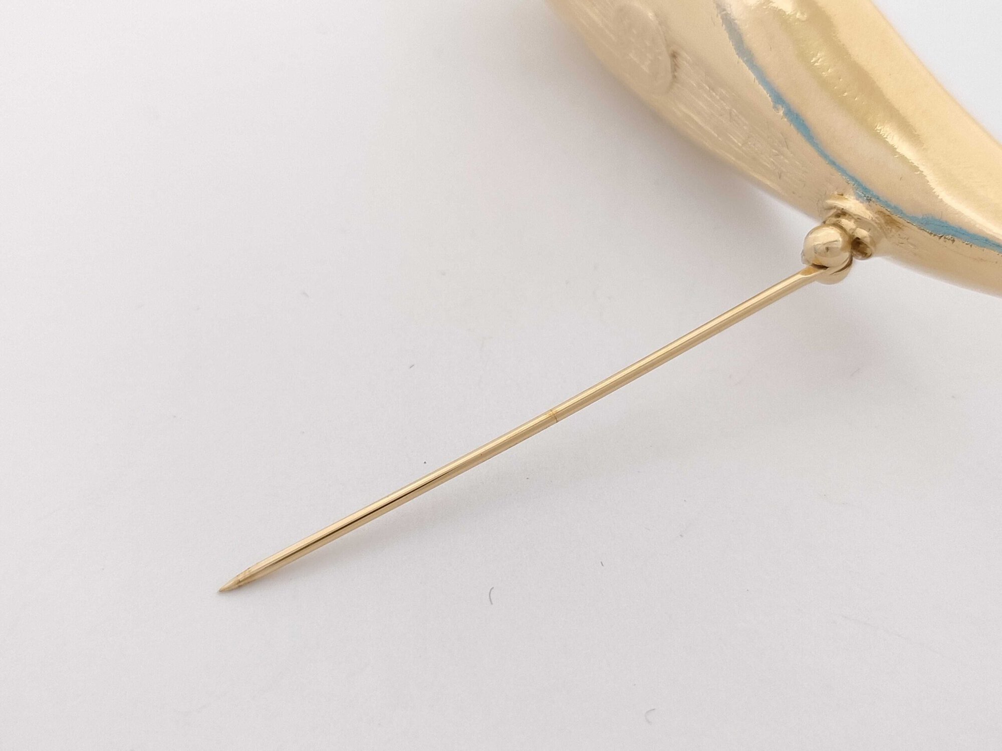 Givenchy Polished Gold-Tone Fluid Leaf Brooch image 4