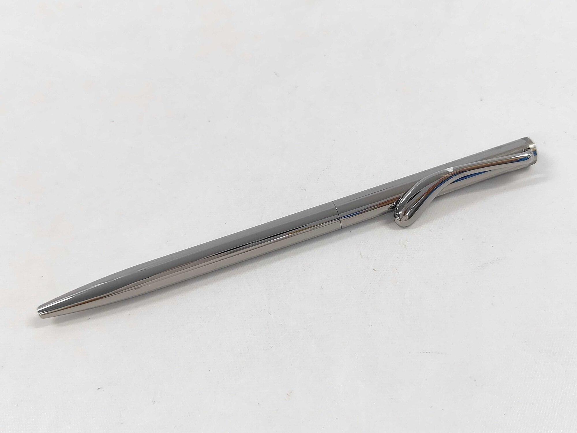 Tiffany & Co. Elsa Peretti Ruthenium-Tone T-Clip Ballpoint Pen