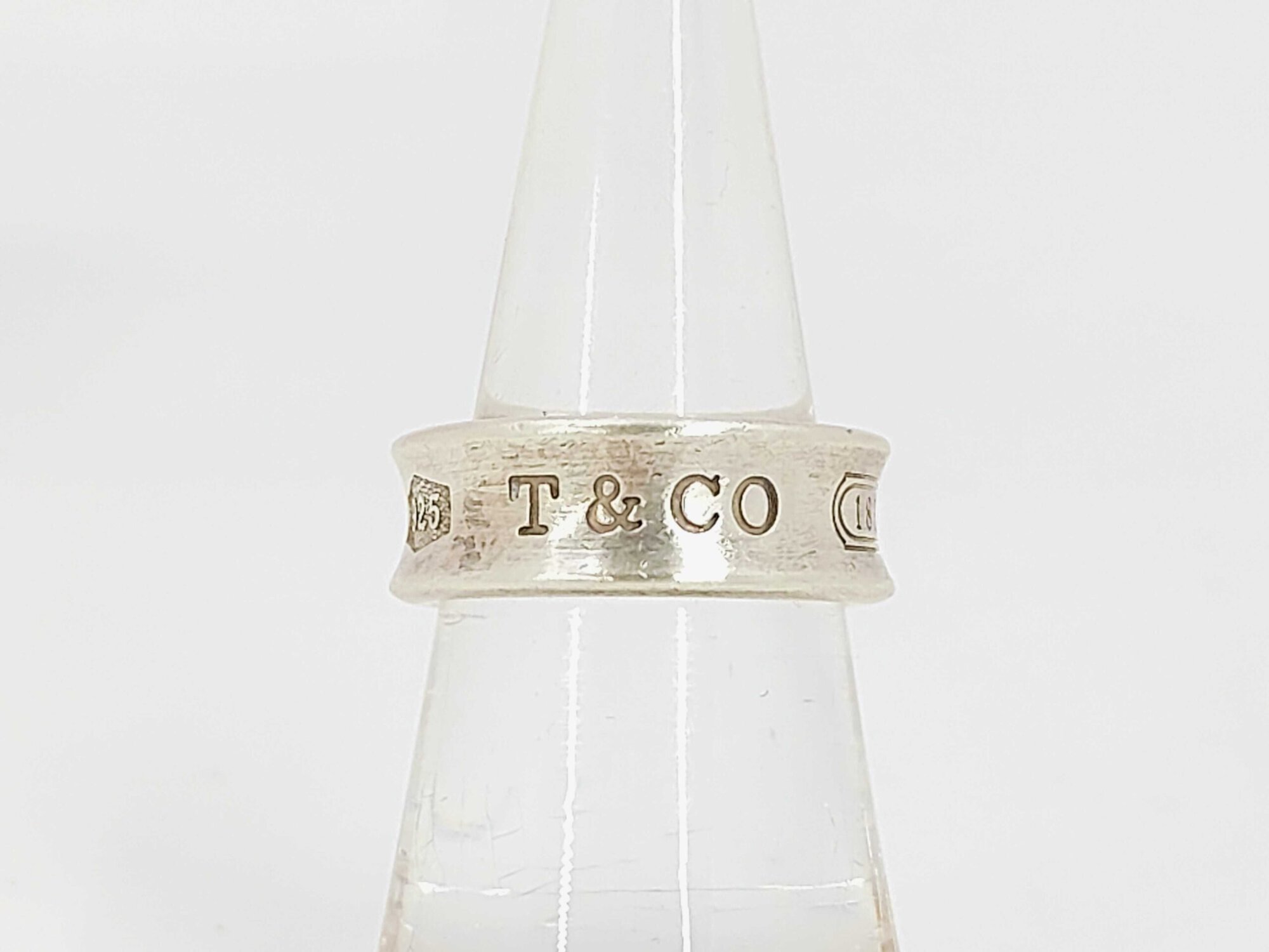 Tiffany & Co. 1837 Classic Narrow Band Ring