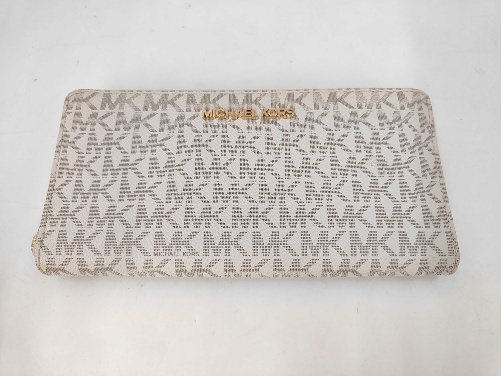 Michael Kors Jet Set Travel Large Logo Wallet