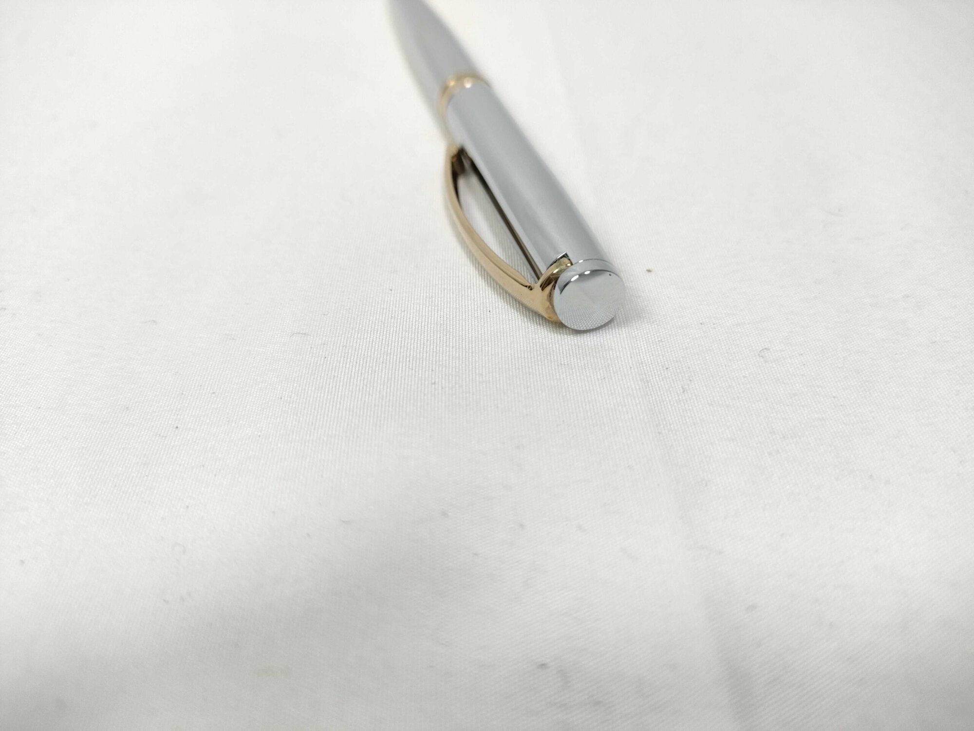 Tiffany & Co. Two-Tone T-Clip Classic Ballpoint Pen image 2