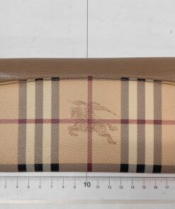 Burberry House Check Grained Leather Porter Continental Wallet - Image 2
