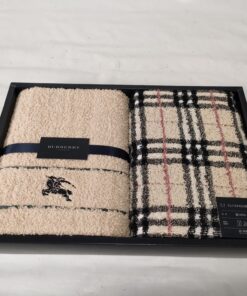 Burberry London Nova Check Cotton Towel Gift Box Set NWT